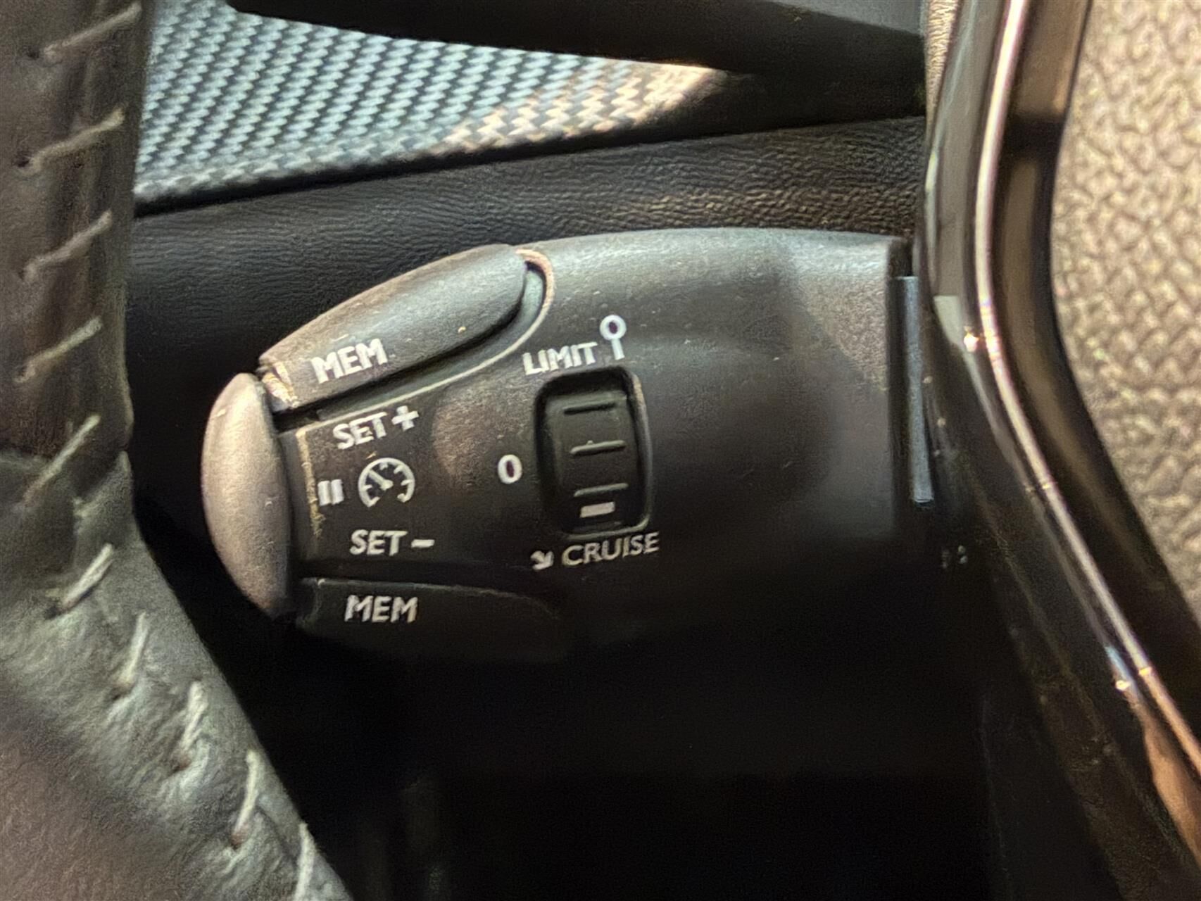 Billede af Peugeot 2008 1,2 PureTech Selection 100HK 5d