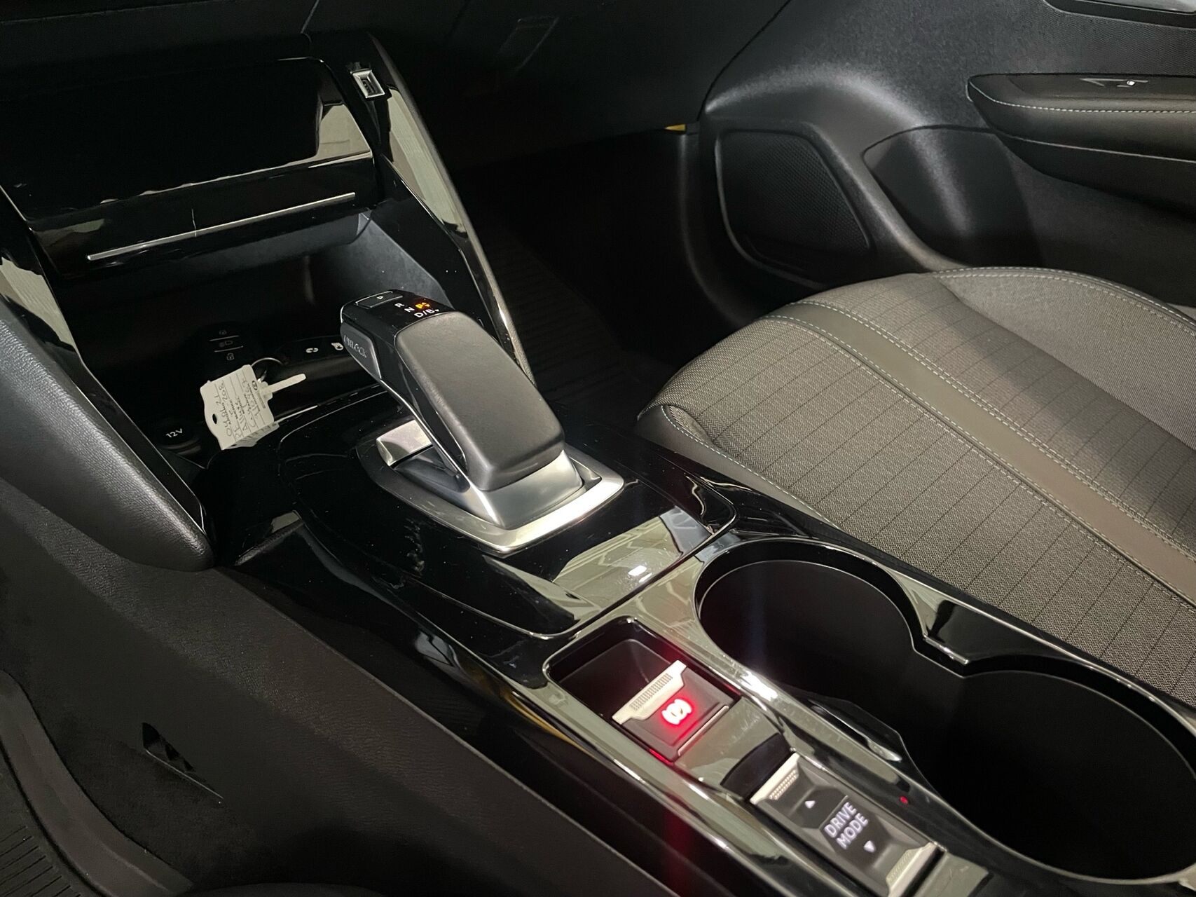 Billede af Peugeot e-208 EL Allure Limited 136HK 5d Aut.