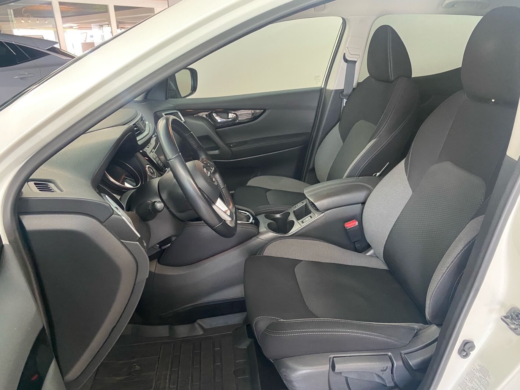 Billede af Nissan Qashqai 1,3 Dig-T N-Connecta DCT 160HK 5d 7g Aut.