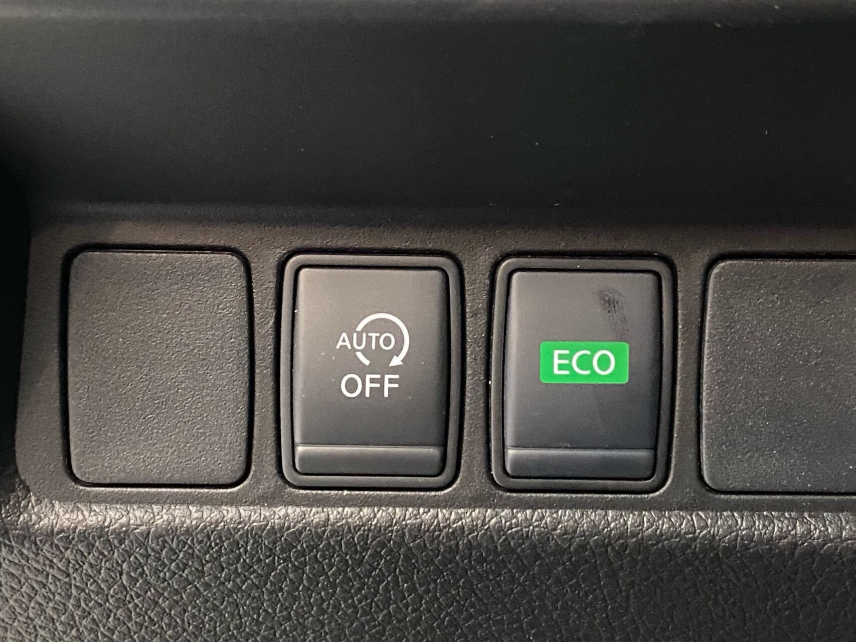 Billede af Nissan Qashqai 1,3 Dig-T N-Connecta DCT 160HK 5d 7g Aut.