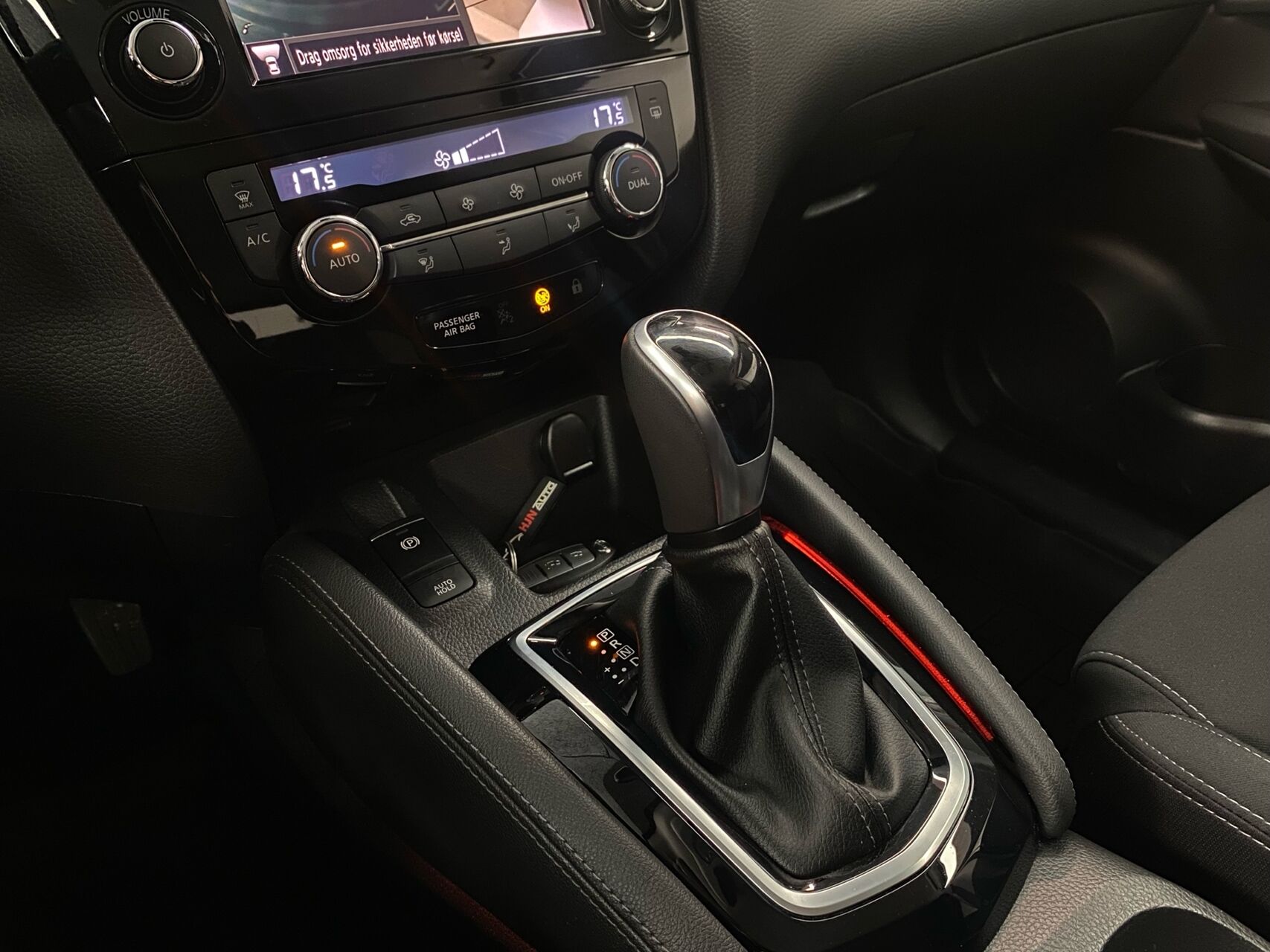 Billede af Nissan Qashqai 1,3 Dig-T N-Connecta DCT 160HK 5d 7g Aut.
