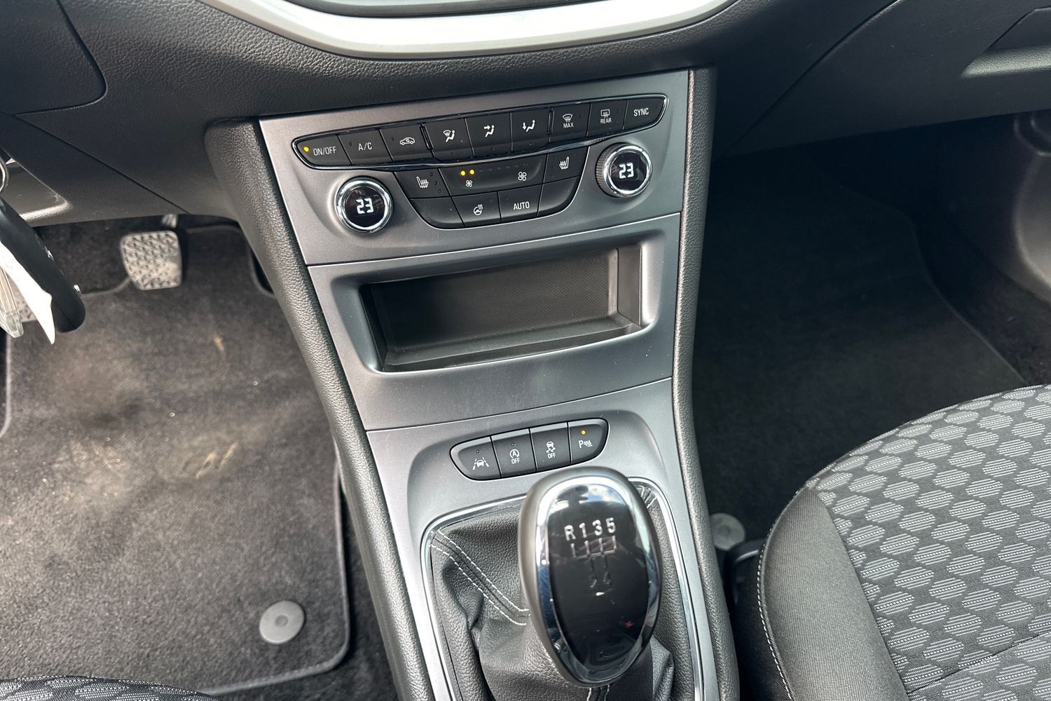 Billede af Opel Astra Sports Tourer 1,0 Turbo ECOTEC Excite 105HK Stc