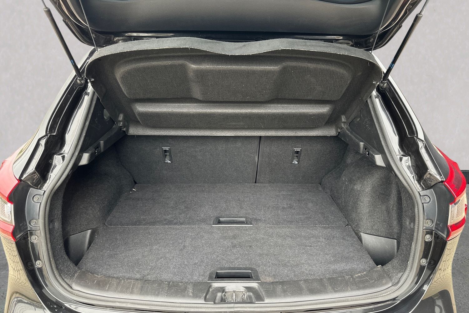 Billede af Nissan Qashqai 1,3 Dig-T N-Connecta 140HK 5d 6g