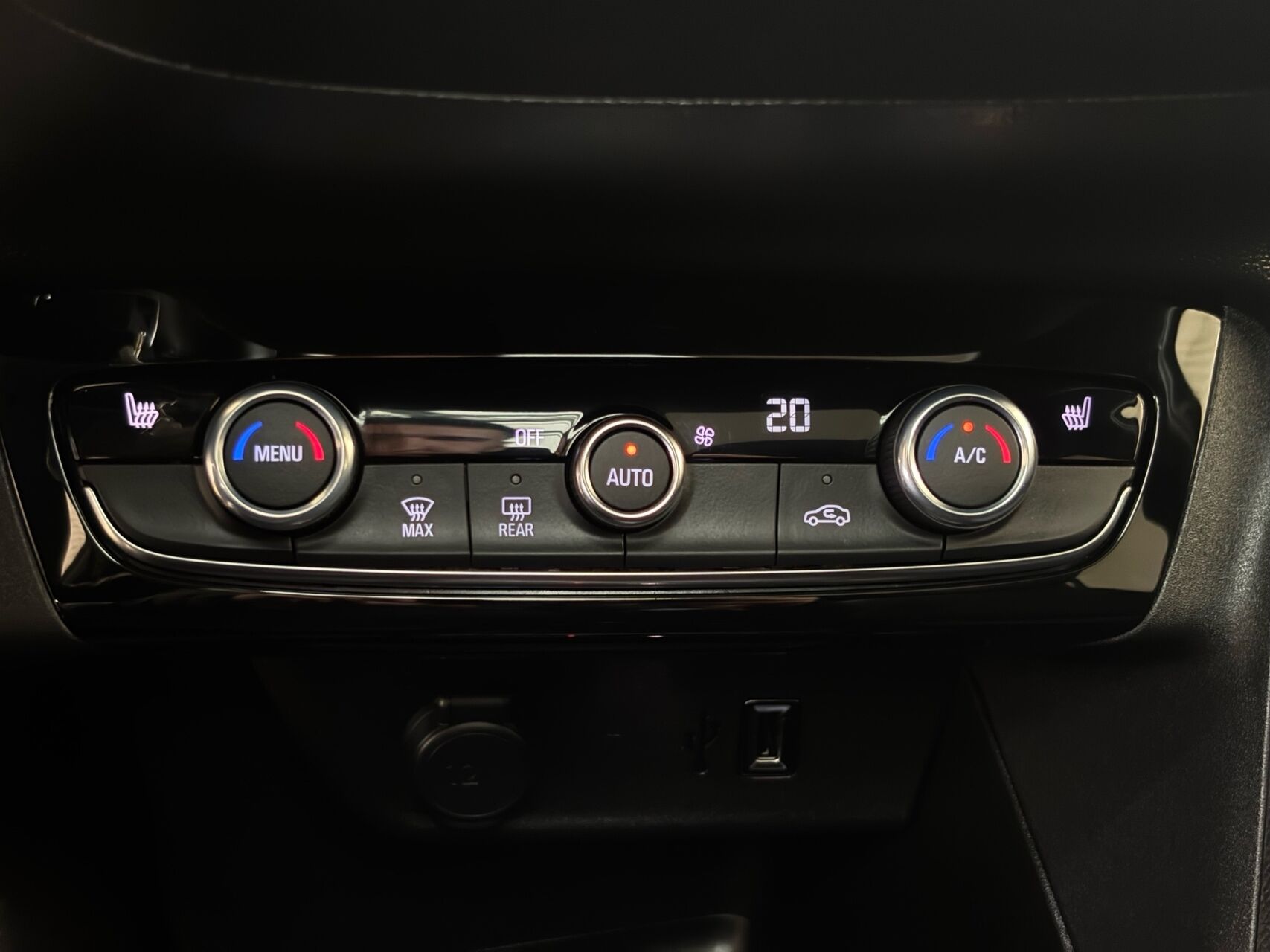 Billede af Opel Corsa 1,2 PureTech Sport 100HK 5d 6g