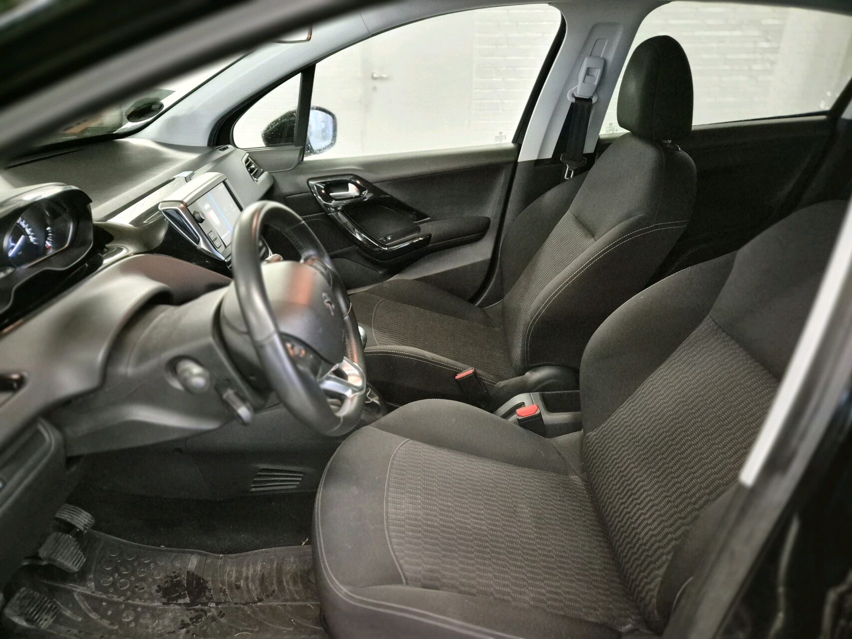 Billede af Peugeot 208 1,5 BlueHDi Envy 100HK 5d 6g