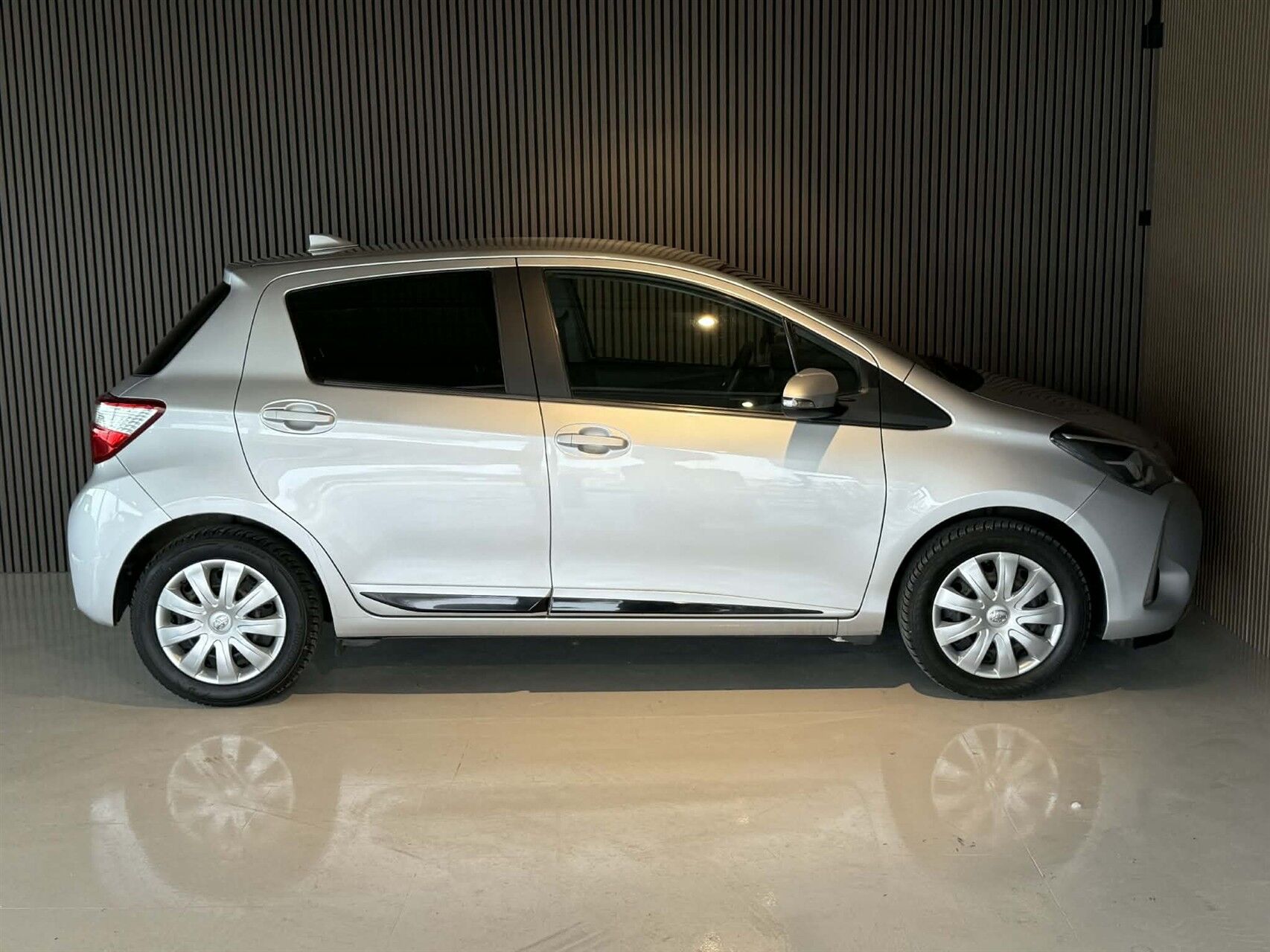 Billede af Toyota Yaris 1,0 VVT-I T3 72HK 5d