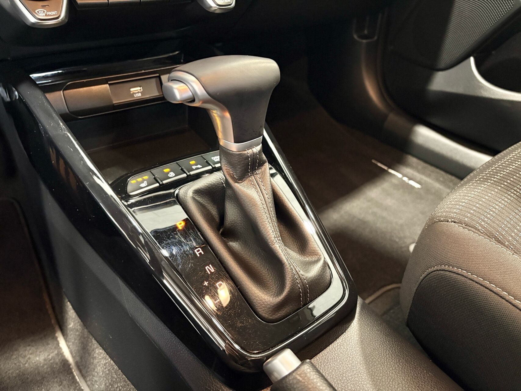 Billede af Kia Stonic 1,0 T-GDI Upgrade DCT 100HK 5d 7g Aut.