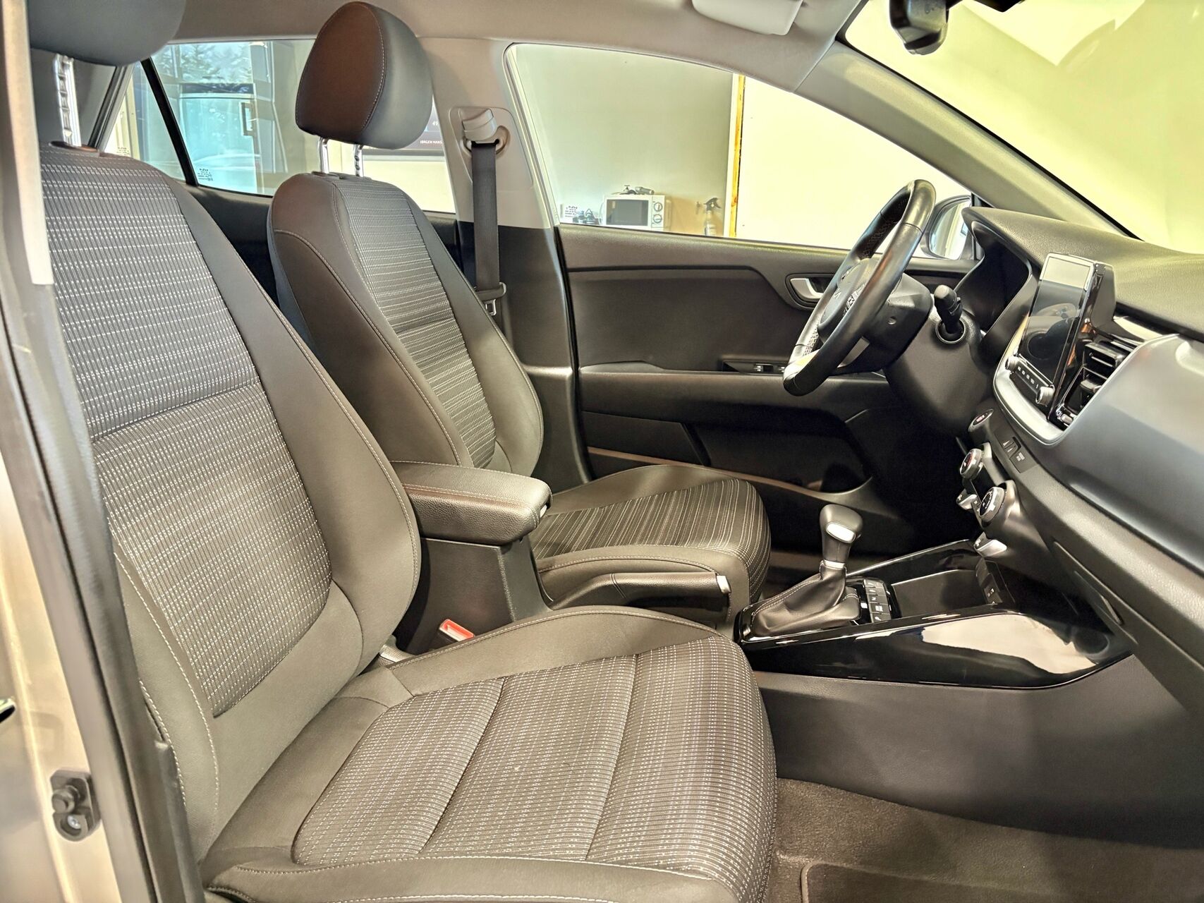 Billede af Kia Stonic 1,0 T-GDI Upgrade DCT 100HK 5d 7g Aut.