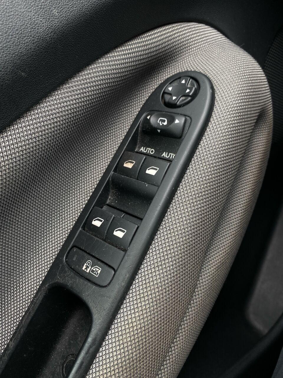 Billede af Citroën C3 Picasso 1,6 e-HDi Seduction E6G 90HK 6g Aut.