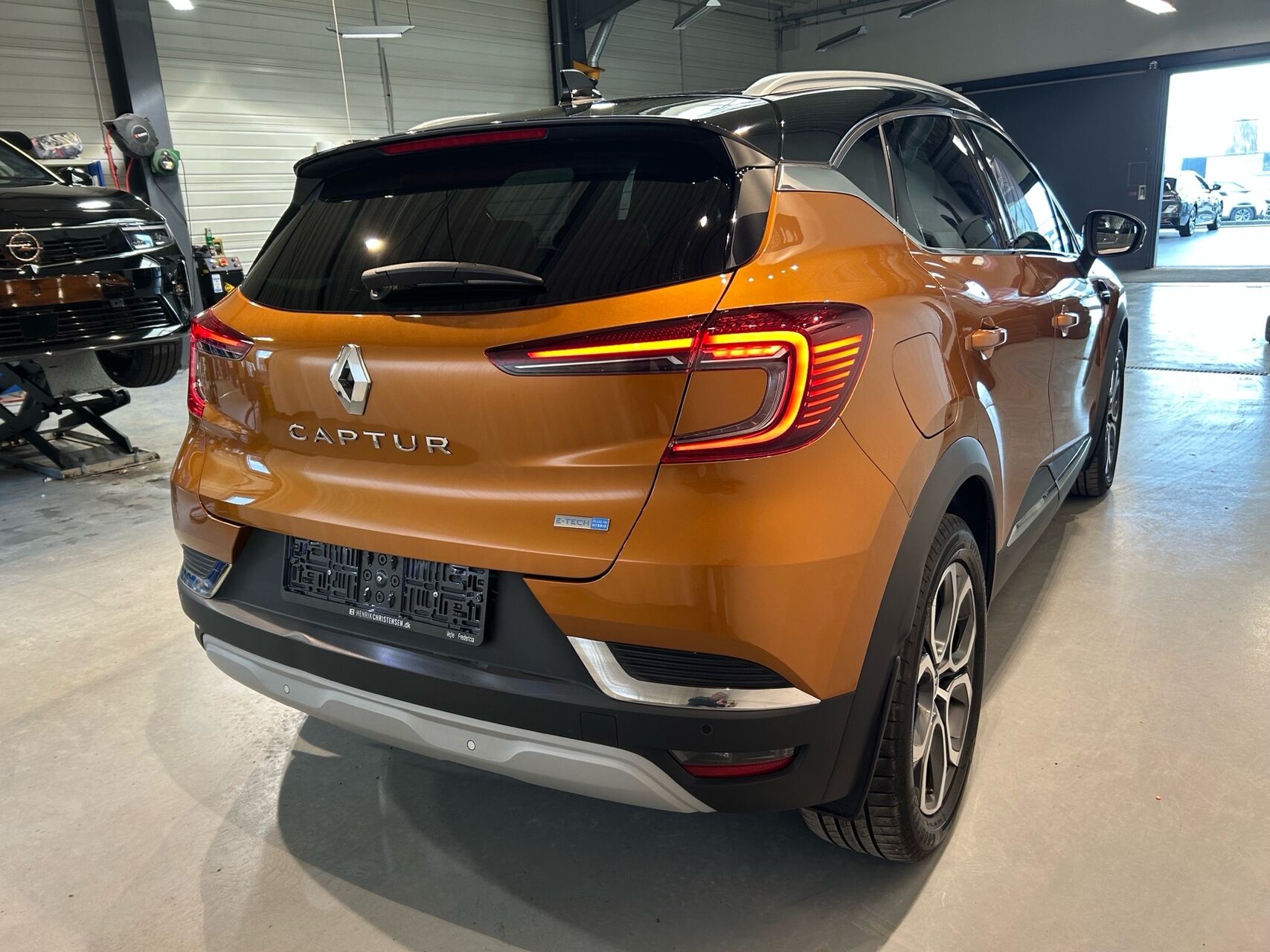 Billede af Renault Captur 1,6 E-TECH  Plugin-hybrid Intens 160HK 5d Aut.
