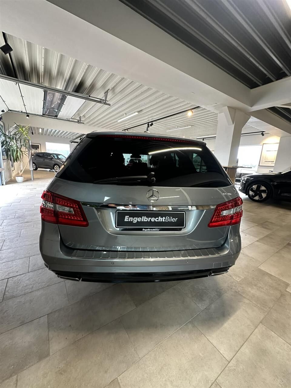 Billede af Mercedes-Benz E350 d T 3,0 CDI BlueEfficiency 4Matic 265HK Stc 7g Aut.