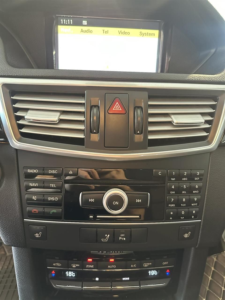 Billede af Mercedes-Benz E350 d T 3,0 CDI BlueEfficiency 4Matic 265HK Stc 7g Aut.