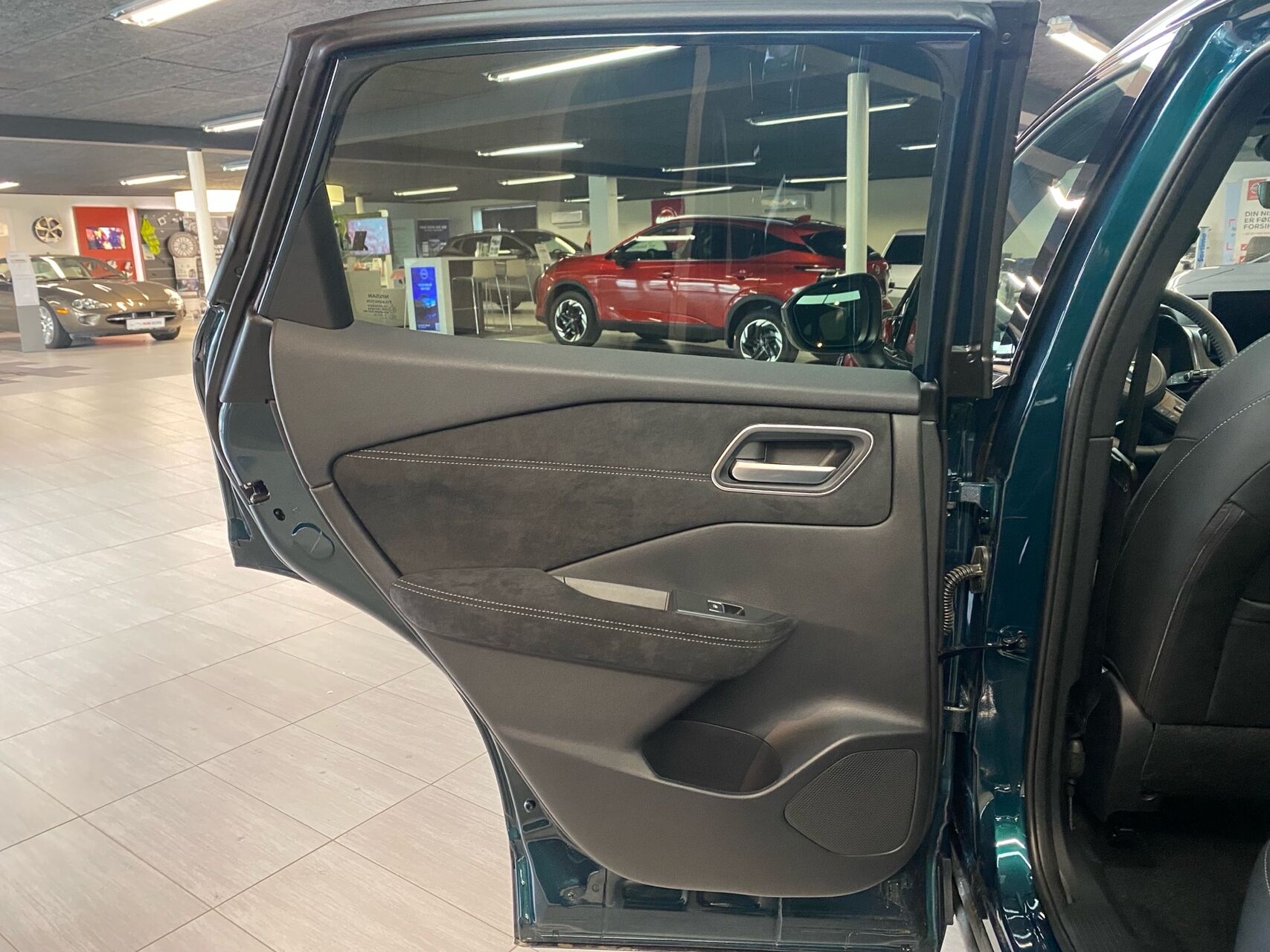 Billede af Nissan QASHQAI QASHQAI MY25,5 Mild-Hybrid 158 Xtronic 2 WD Tekna PLU