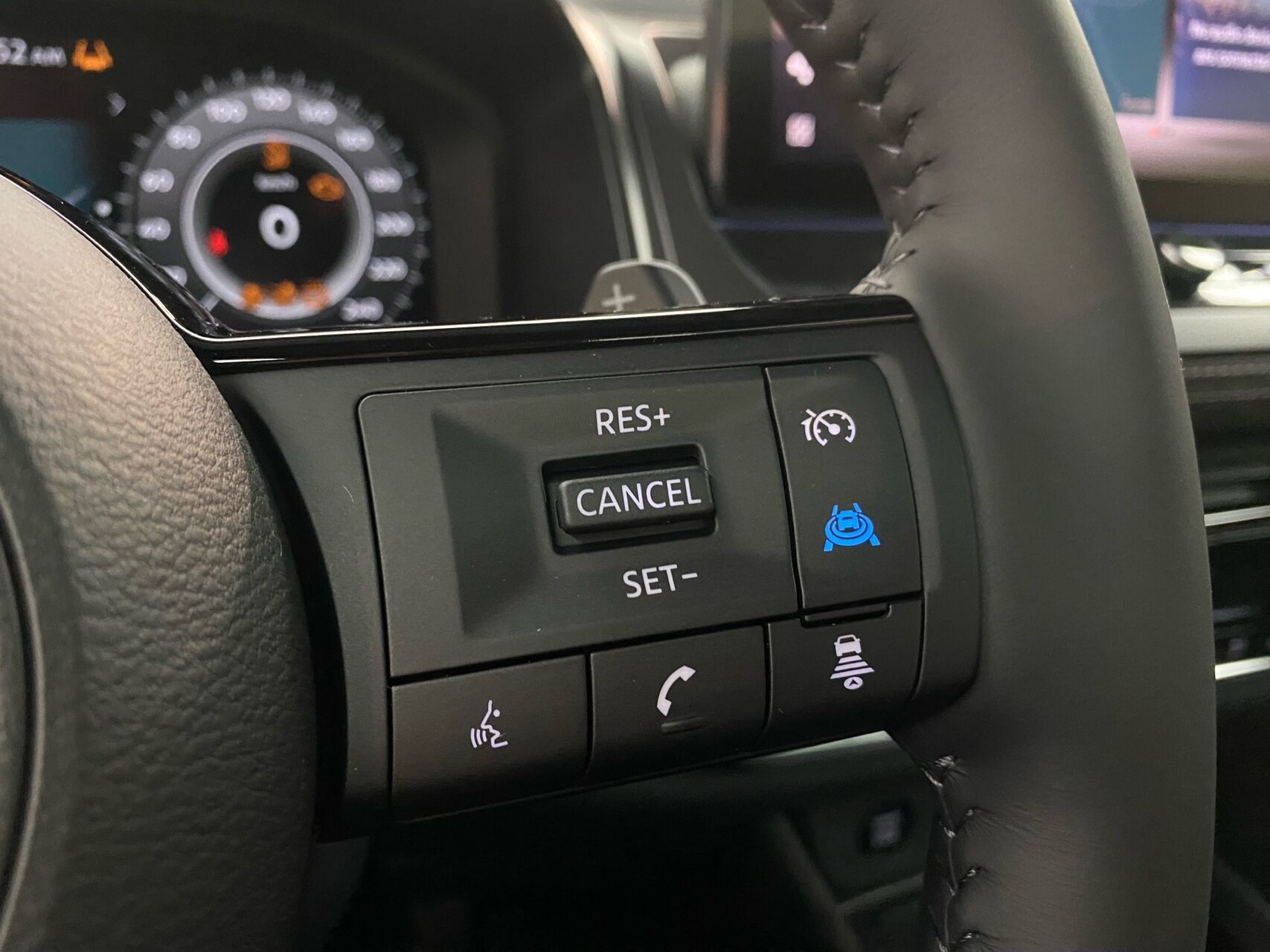 Billede af Nissan QASHQAI QASHQAI MY25,5 Mild-Hybrid 158 Xtronic 2 WD Tekna PLU