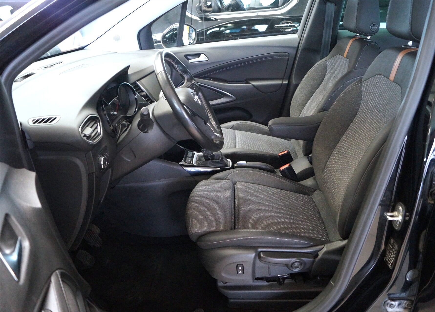 Billede af Opel Crossland 1,2 T Sport 110HK 5d 6g