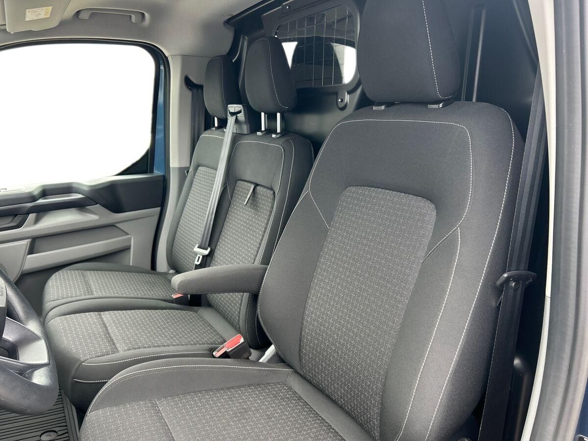 Billede af Ford Transit Custom 300 L2H1 2,0 EcoBlue Trend 136HK Van 8g Aut.