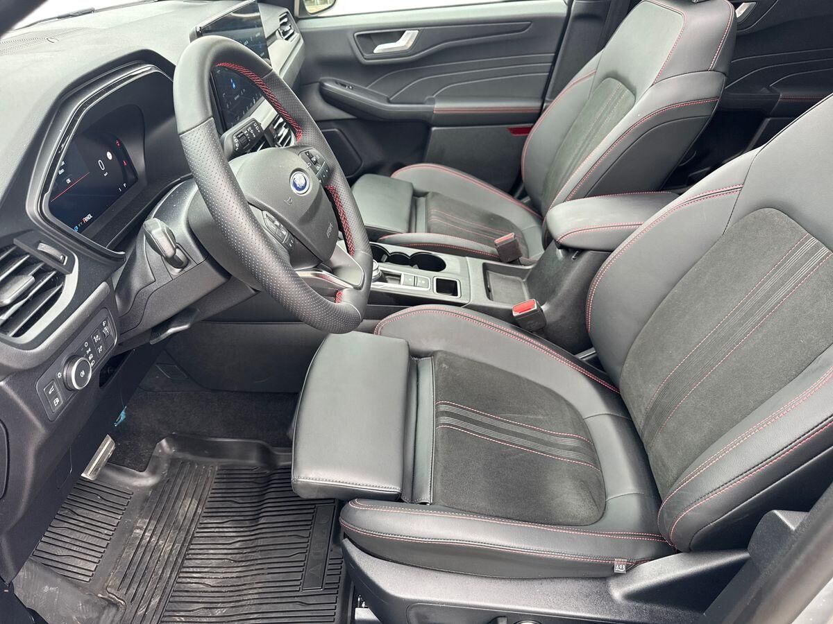 Billede af Ford Kuga 2,5 Plugin-hybrid ST-Line X CVT 243HK 5d Aut.