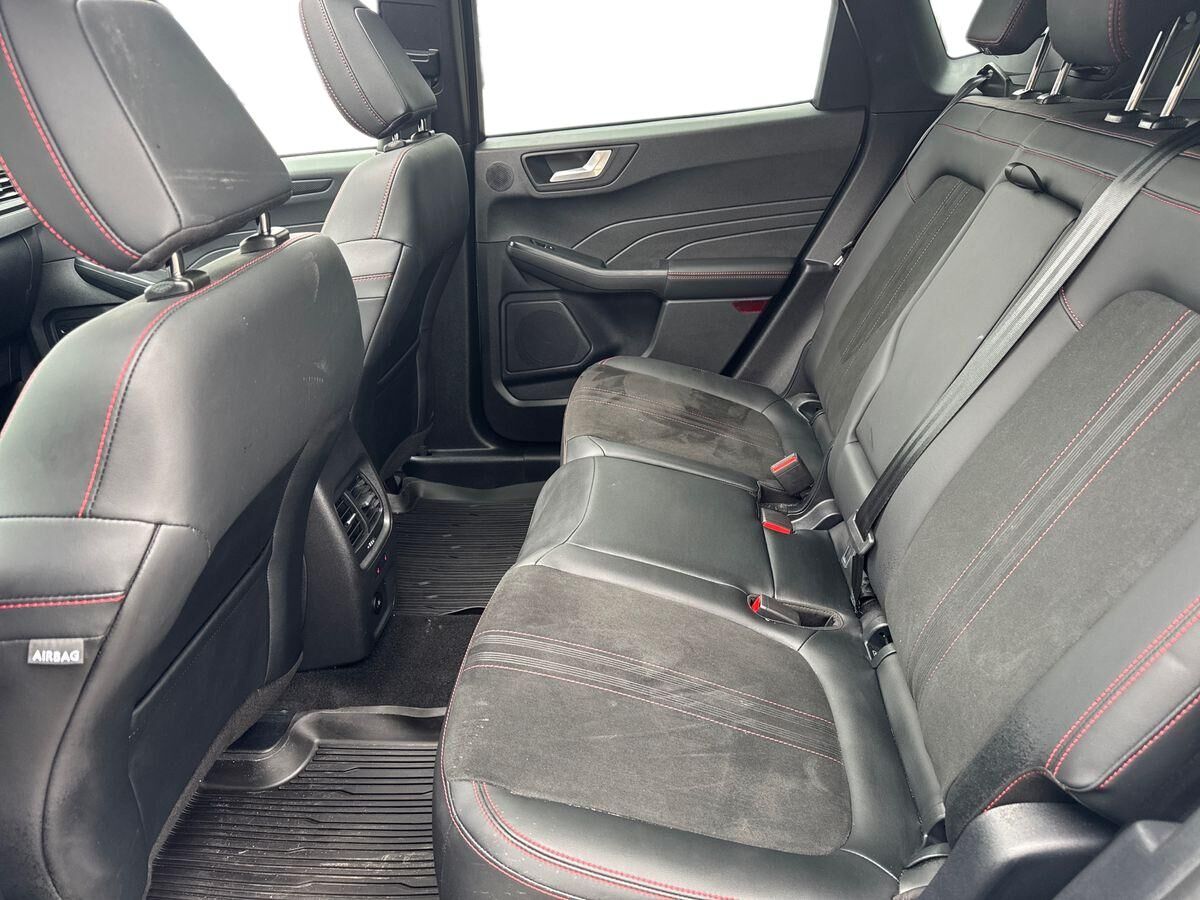 Billede af Ford Kuga 2,5 Plugin-hybrid ST-Line X CVT 243HK 5d Aut.