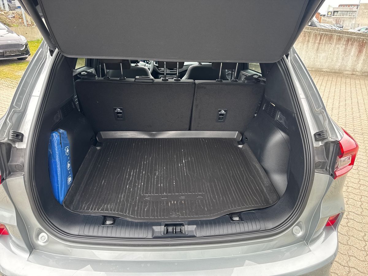 Billede af Ford Kuga 2,5 Plugin-hybrid ST-Line X CVT 243HK 5d Aut.