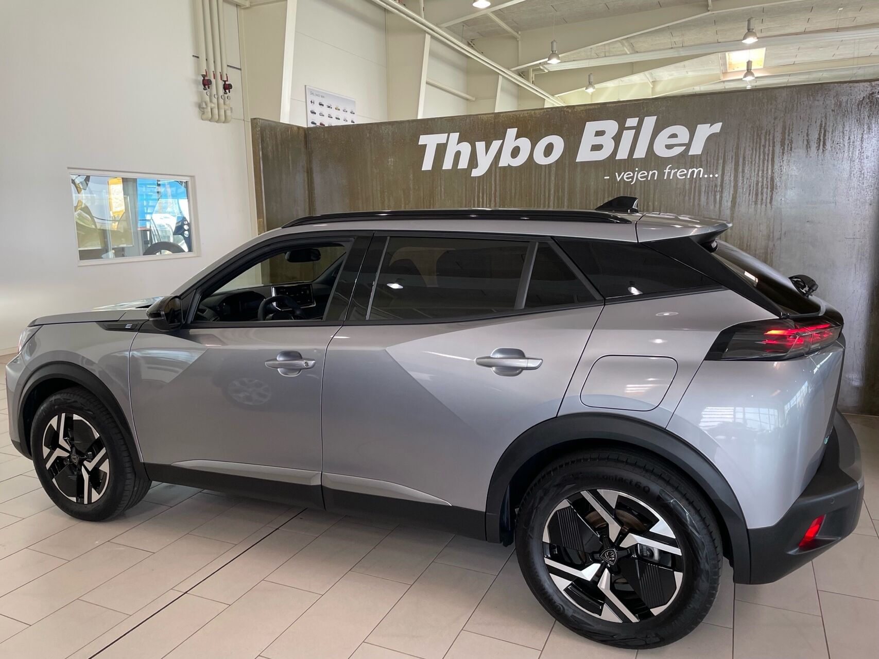 Billede af Peugeot e-2008 EL Allure 136HK 5d Aut.