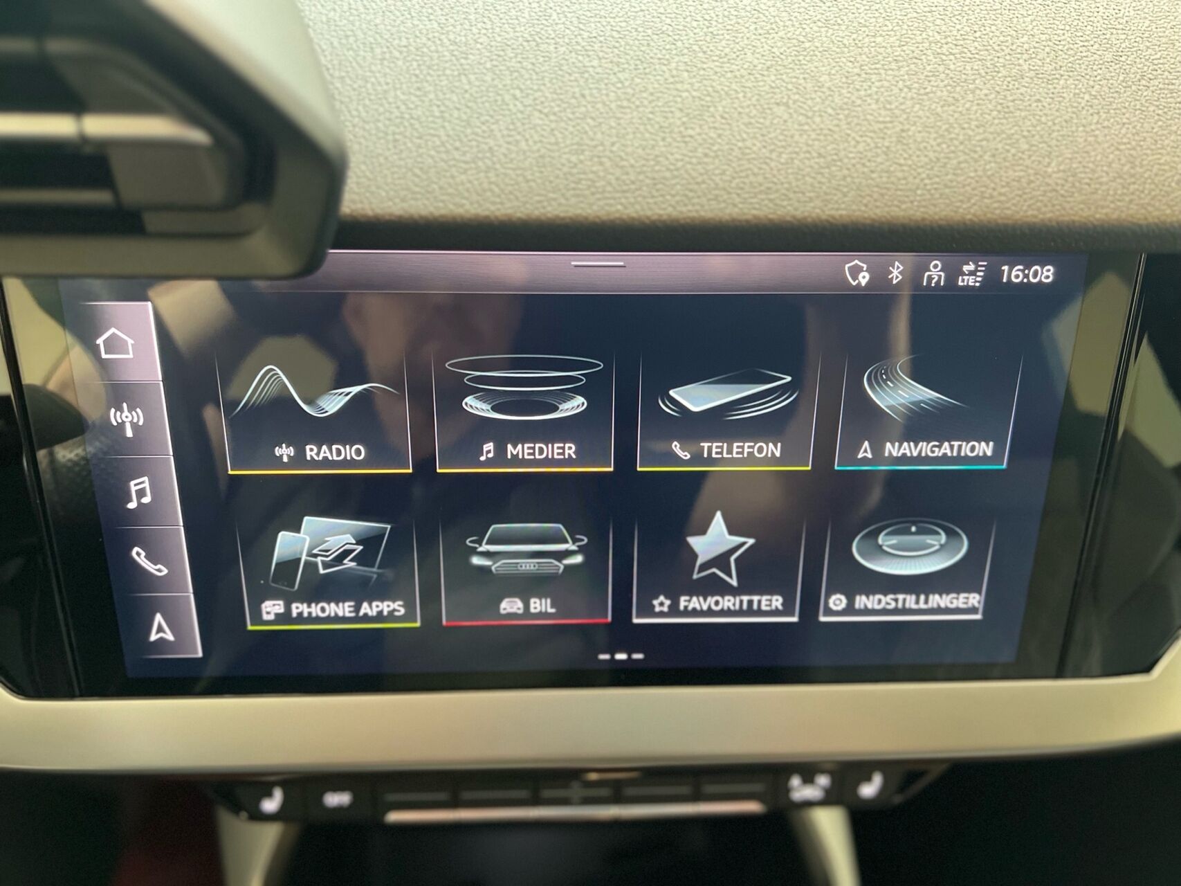 Billede af Audi A3 Sportback 1,4 40 TFSI e  Plugin-hybrid Prestige S Tronic 204HK 5d 6g Aut.