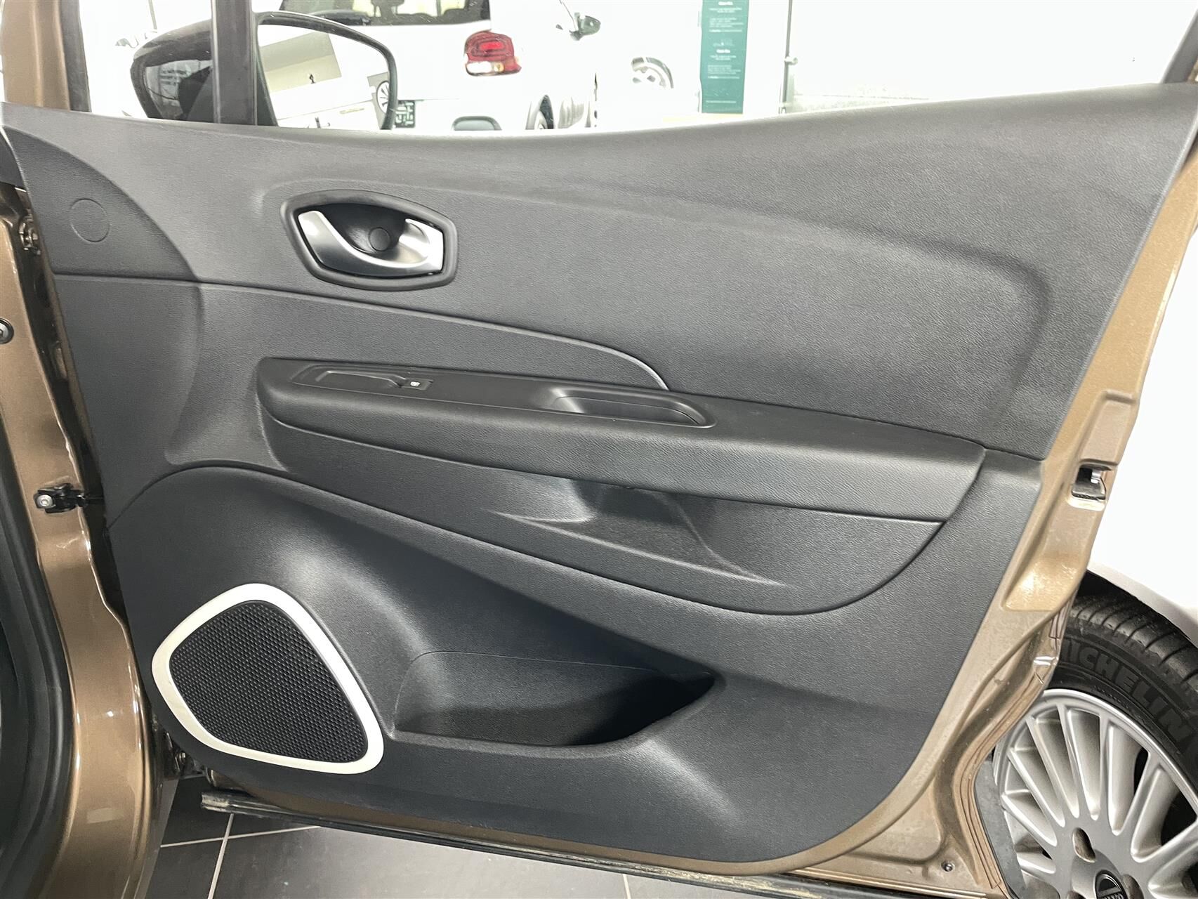 Billede af Renault Captur 0,9 Energy TCe Zen 90HK 5d