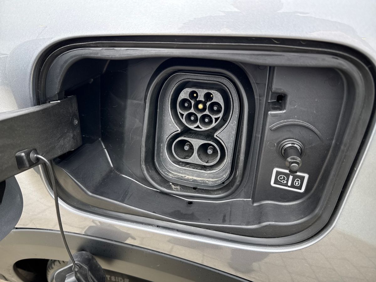 Billede af Citroën e-C4 EL Shine Sport 136HK 5d Aut.