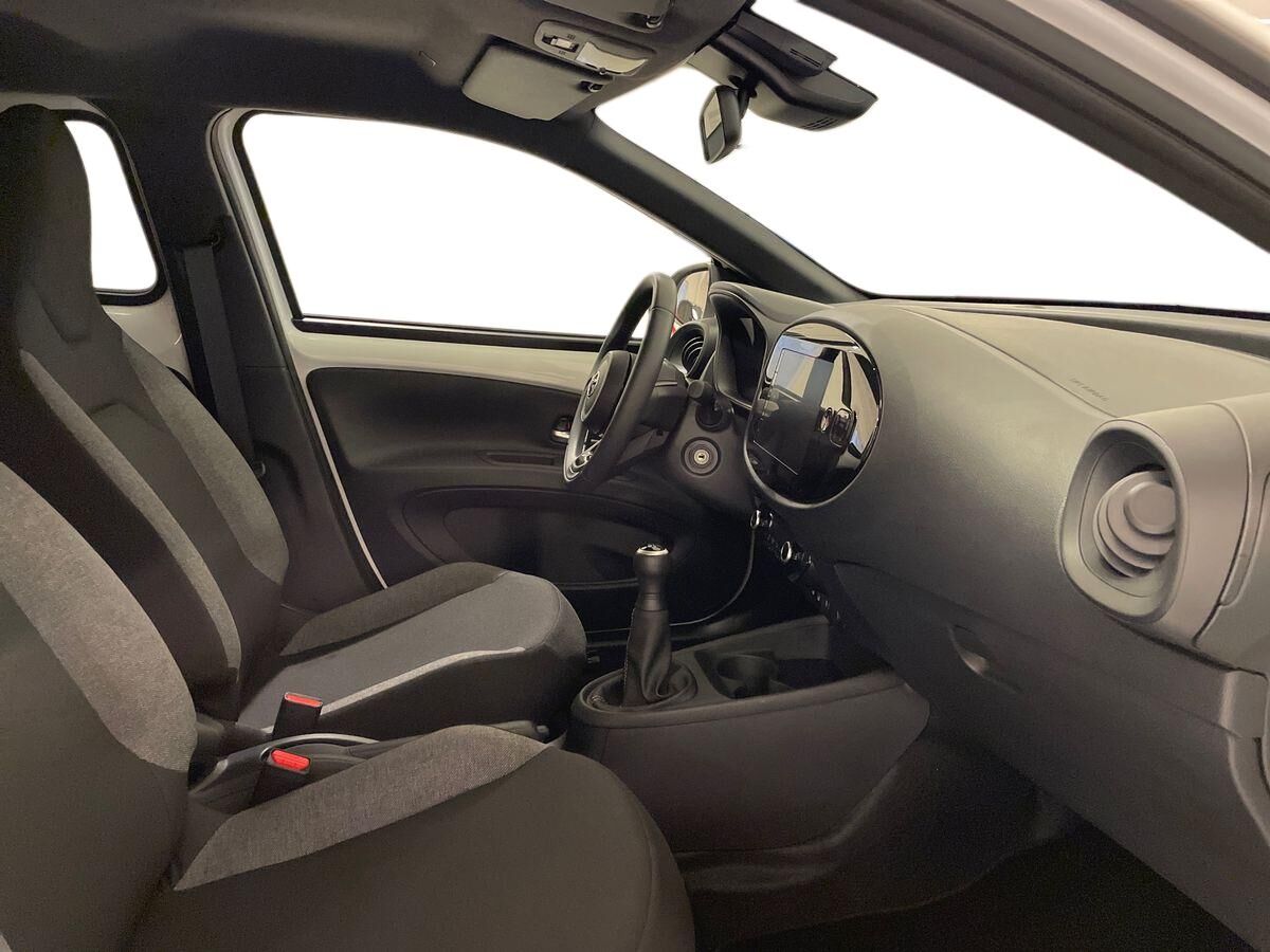 Billede af Toyota Aygo X 1,0 VVT-I Active 72HK 5d