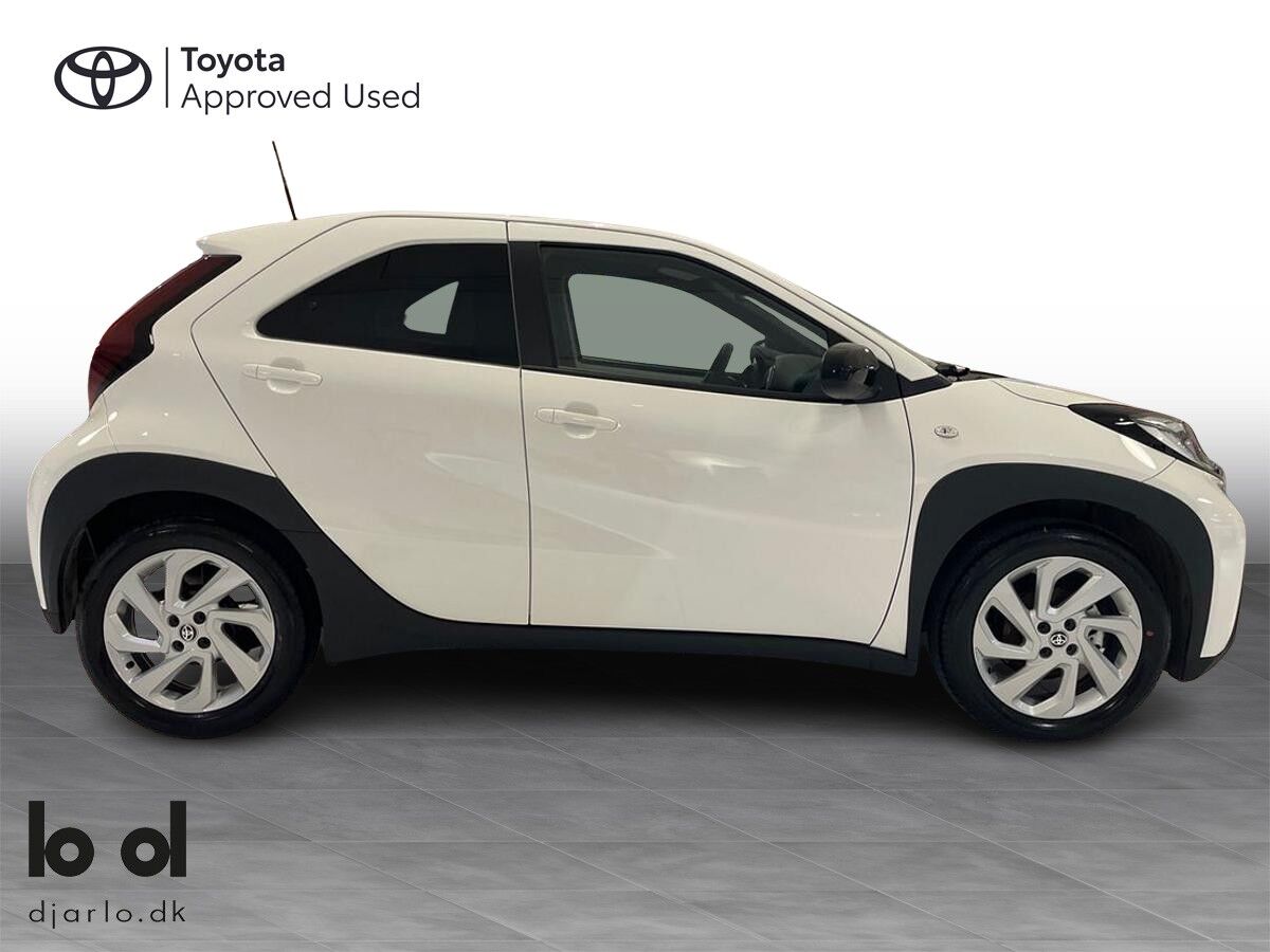 Billede af Toyota Aygo X 1,0 VVT-I Active 72HK 5d