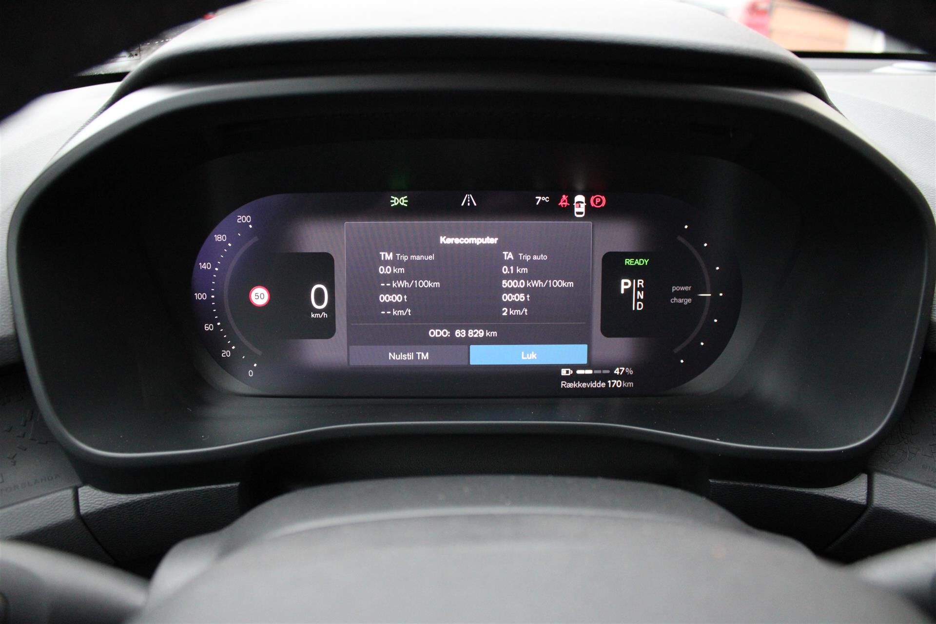 Billede af Volvo XC40 P8 Recharge Twin Plus AWD 408HK 5d Aut.