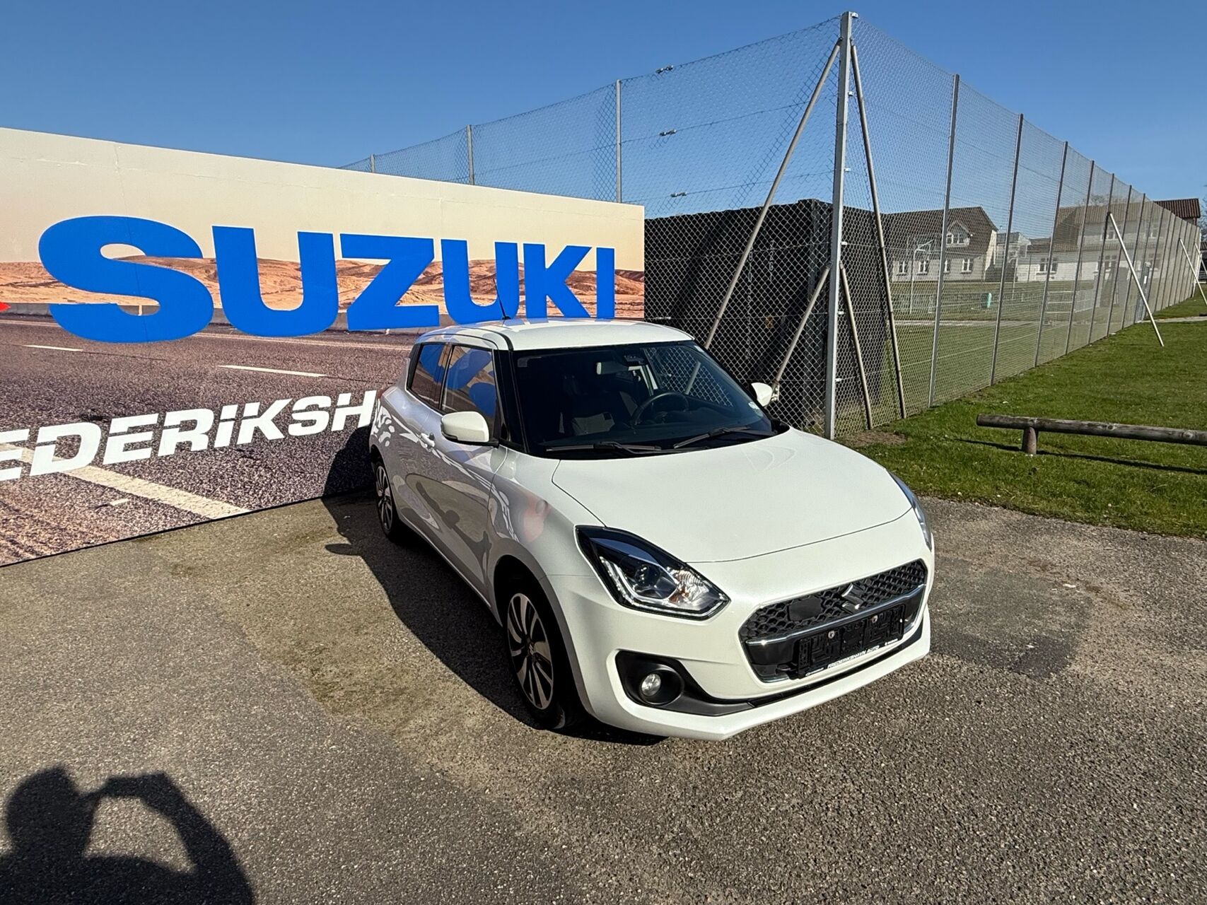 Billede af Suzuki Swift 1,2 Dualjet  Mild hybrid Exclusive Xtra 90HK 5d
