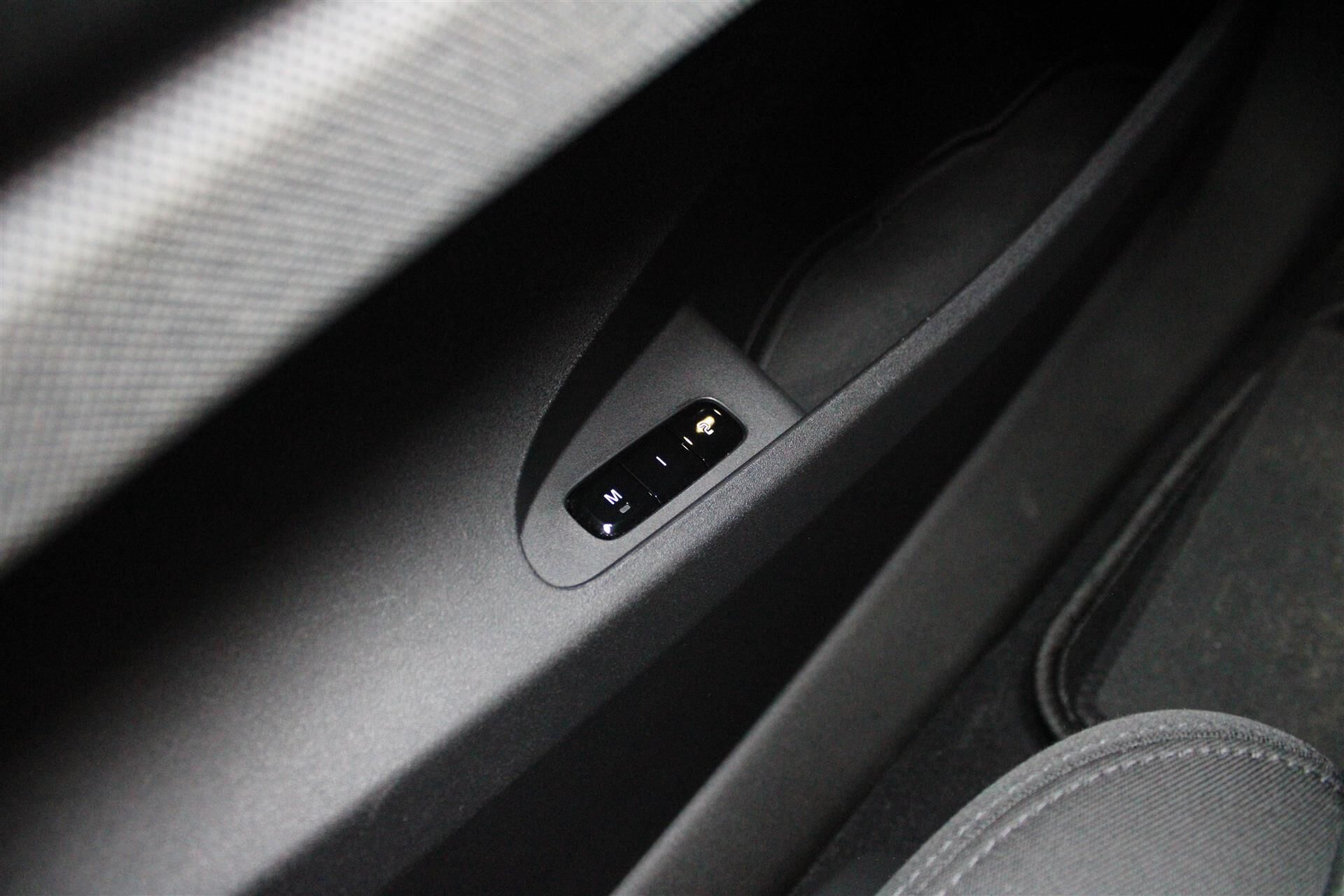 Billede af Polestar 2 EL Long Range Plus AWD 408HK 5d Aut.