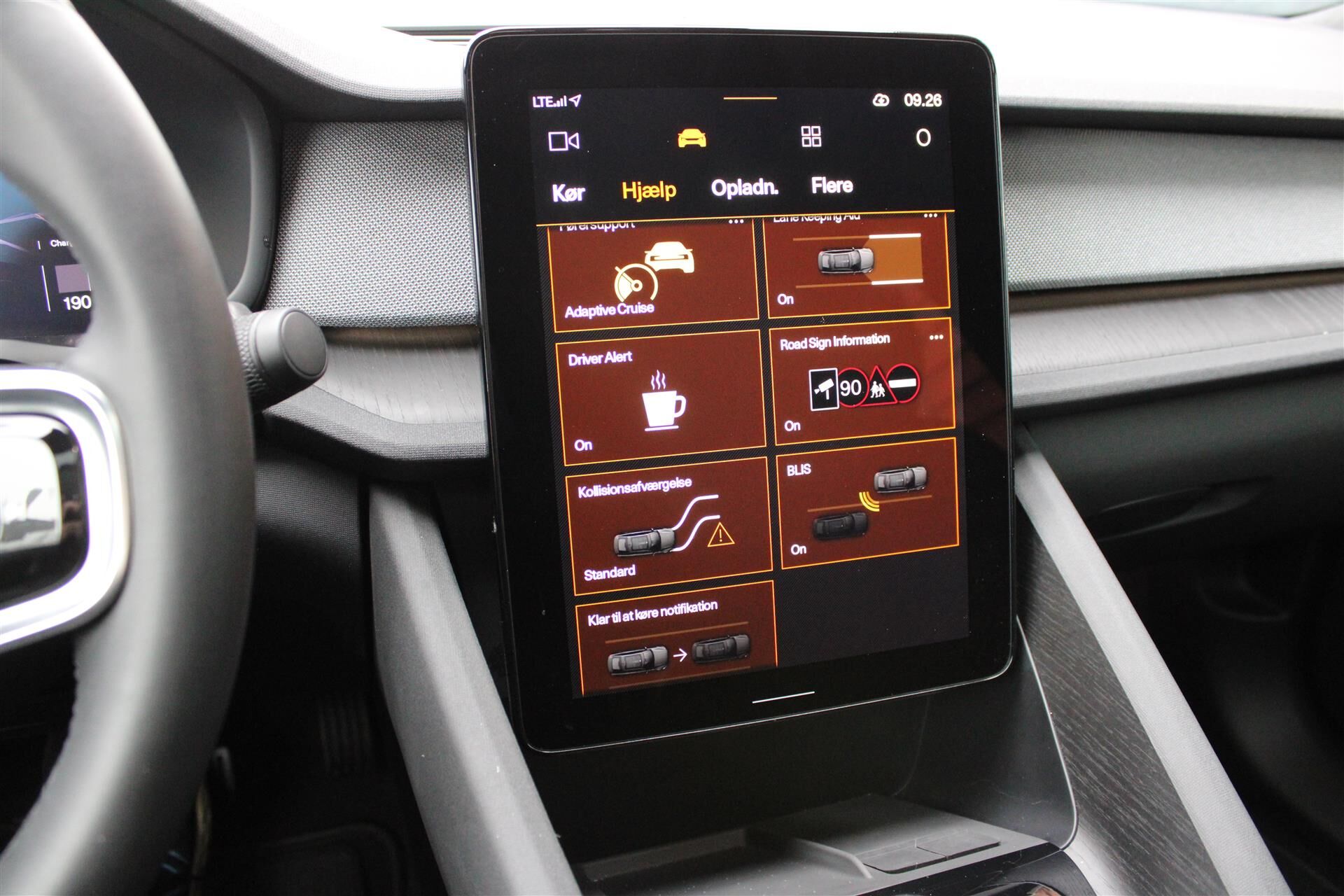 Billede af Polestar 2 EL Long Range Plus AWD 408HK 5d Aut.