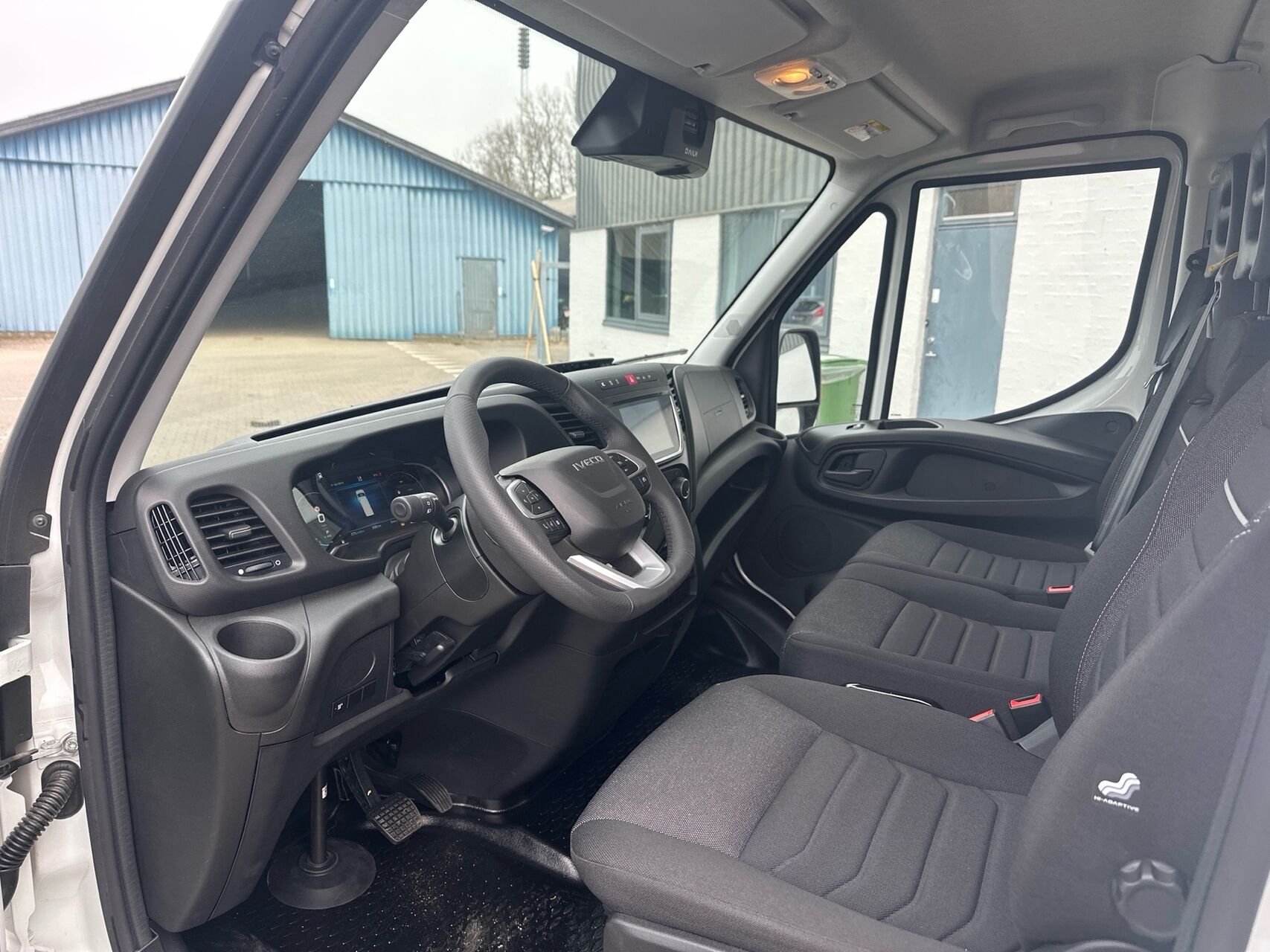 Billede af Iveco Daily 35S16 9m3 2,3 D Hi-Matic 156HK Van 8g Aut.