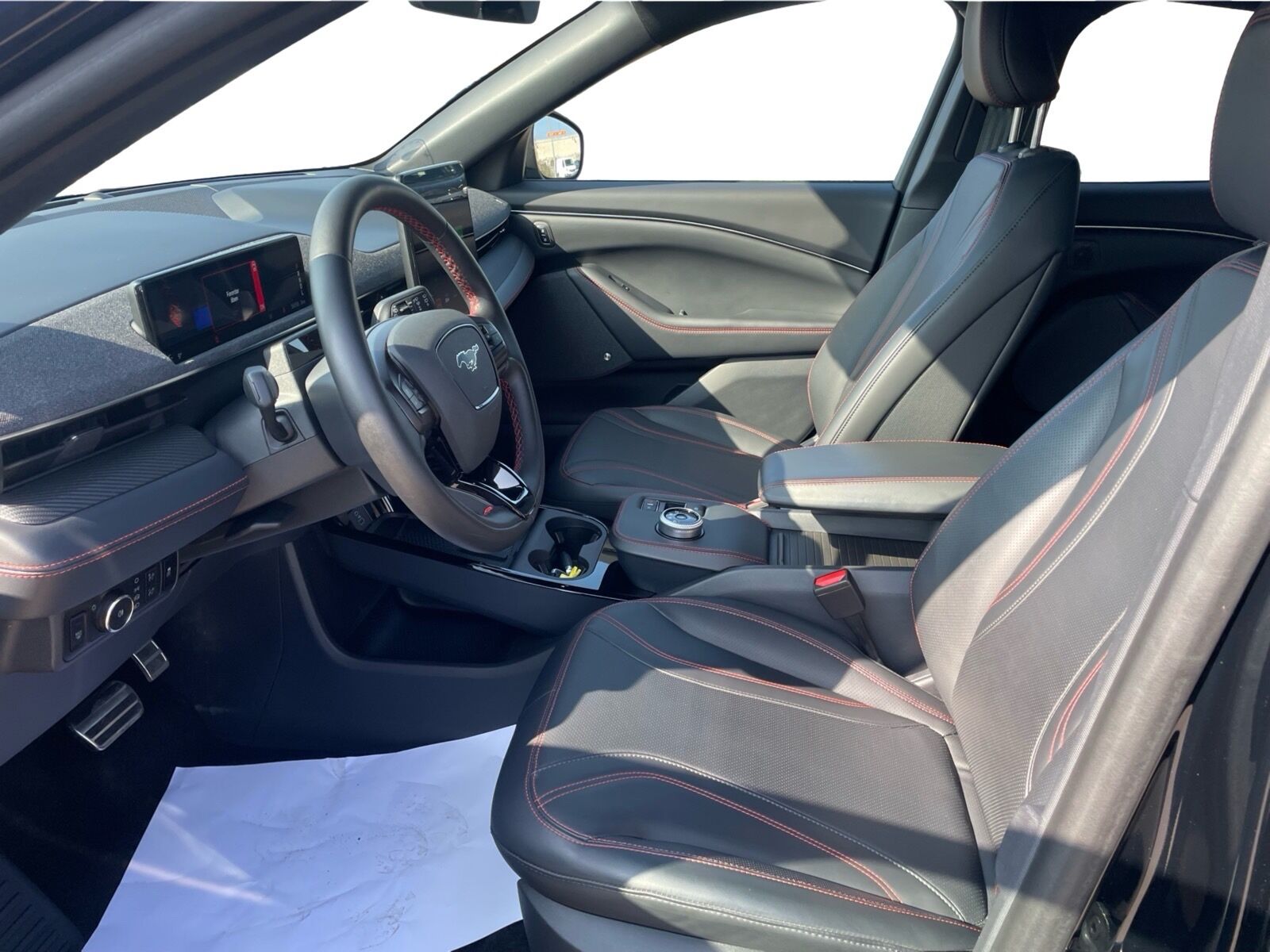 Billede af Ford Mustang Mach-E EL UR Premium 294HK 5d Aut.