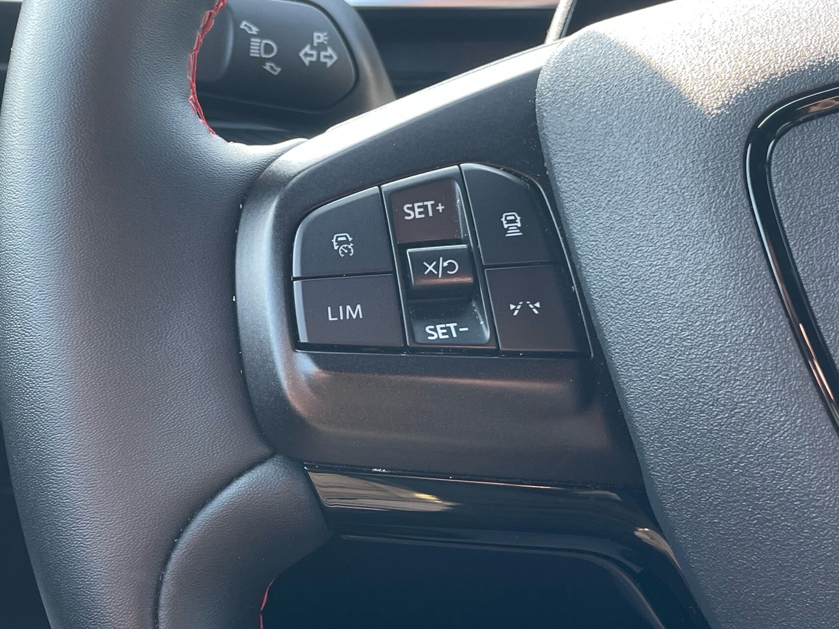 Billede af Ford Mustang Mach-E EL UR Premium 294HK 5d Aut.