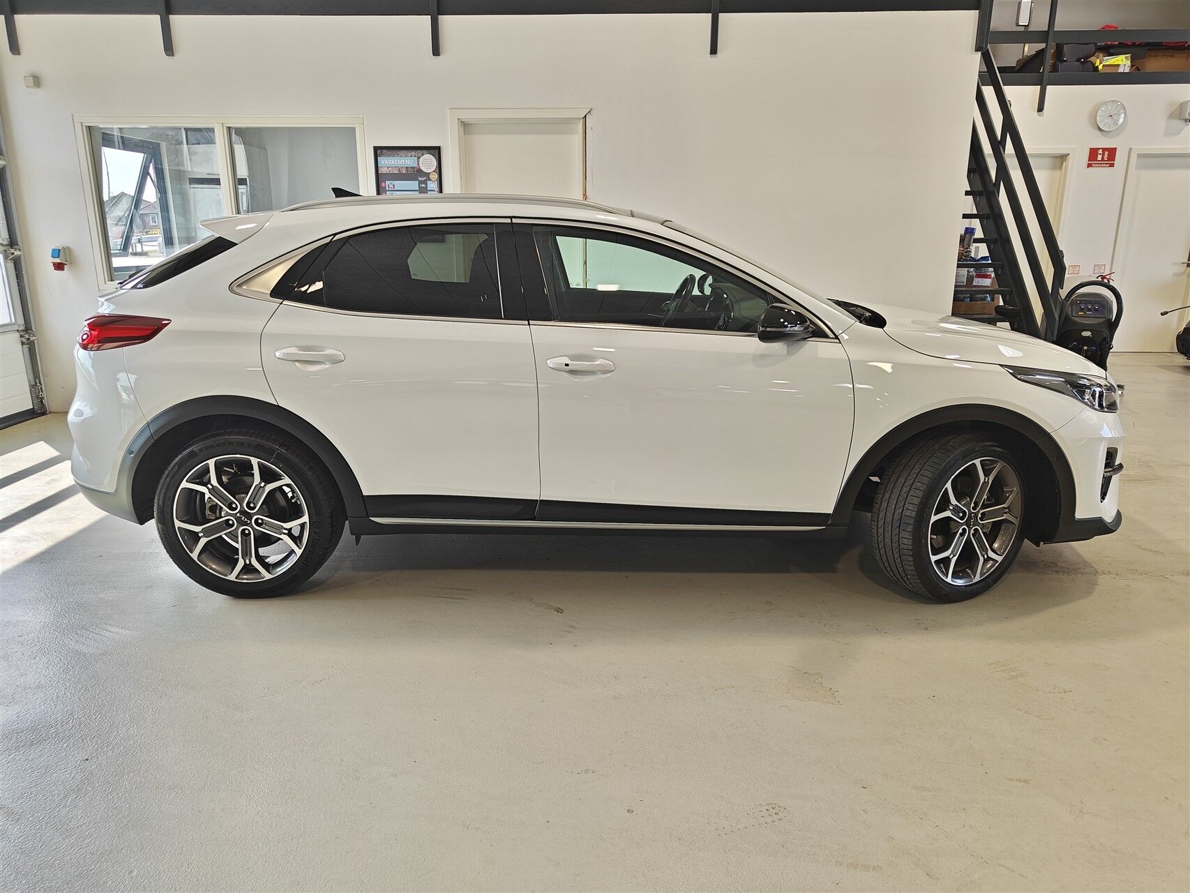 Billede af Kia XCeed 1,6 GDI  Plugin-hybrid Upgrade DCT 141HK 5d 6g Aut.