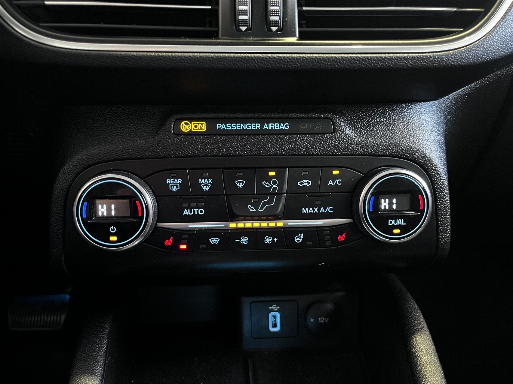 Billede af Ford Focus 1,5 EcoBlue Titanium 120HK 5d 8g Aut.