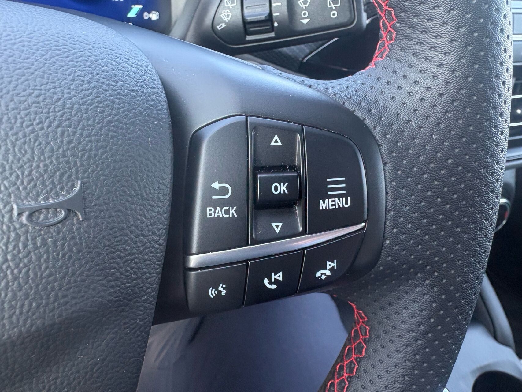 Billede af Ford Kuga 2,5 Plugin-hybrid ST-Line X CVT 225HK 5d Trinl. Gear