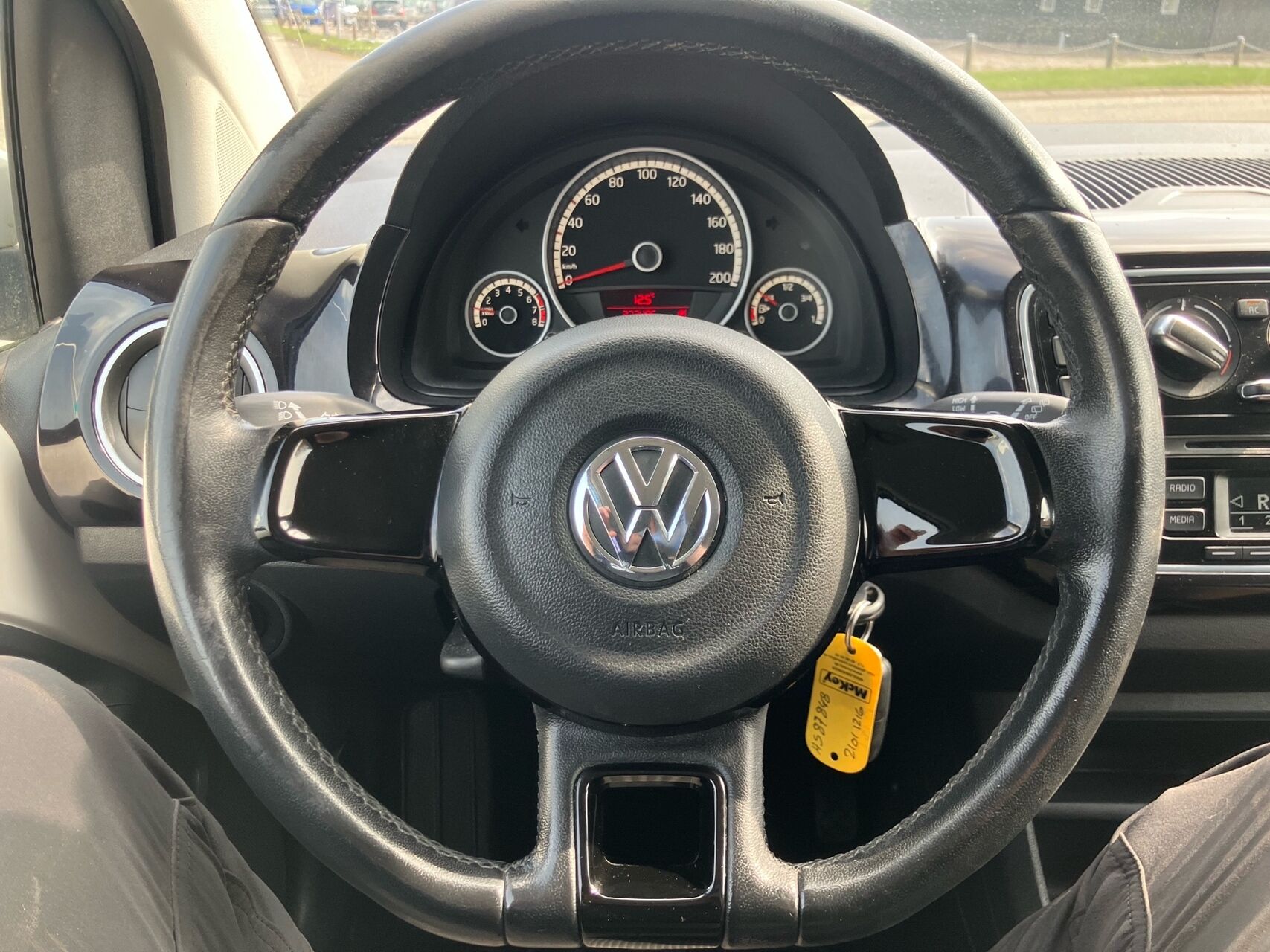 Billede af VW up 1,0 MPI BMT High 75HK 5d