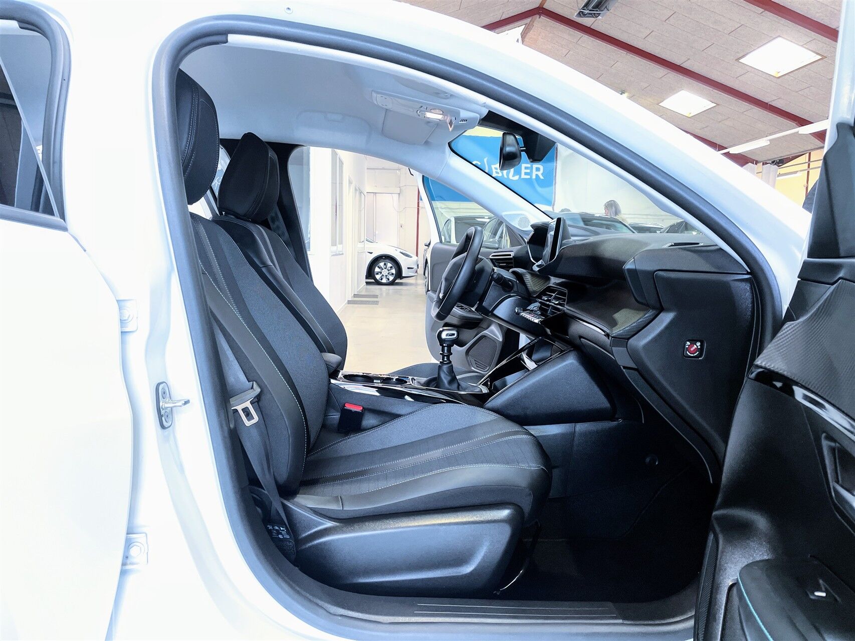 Billede af Peugeot 208 1,2 PureTech Allure 100HK 5d 6g