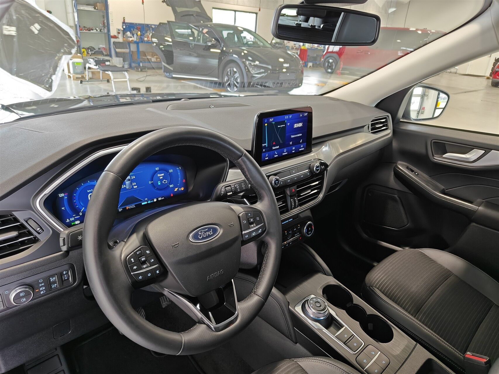 Billede af Ford Kuga 2,5 Plugin-hybrid Titanium X CVT 225HK 5d Trinl. Gear