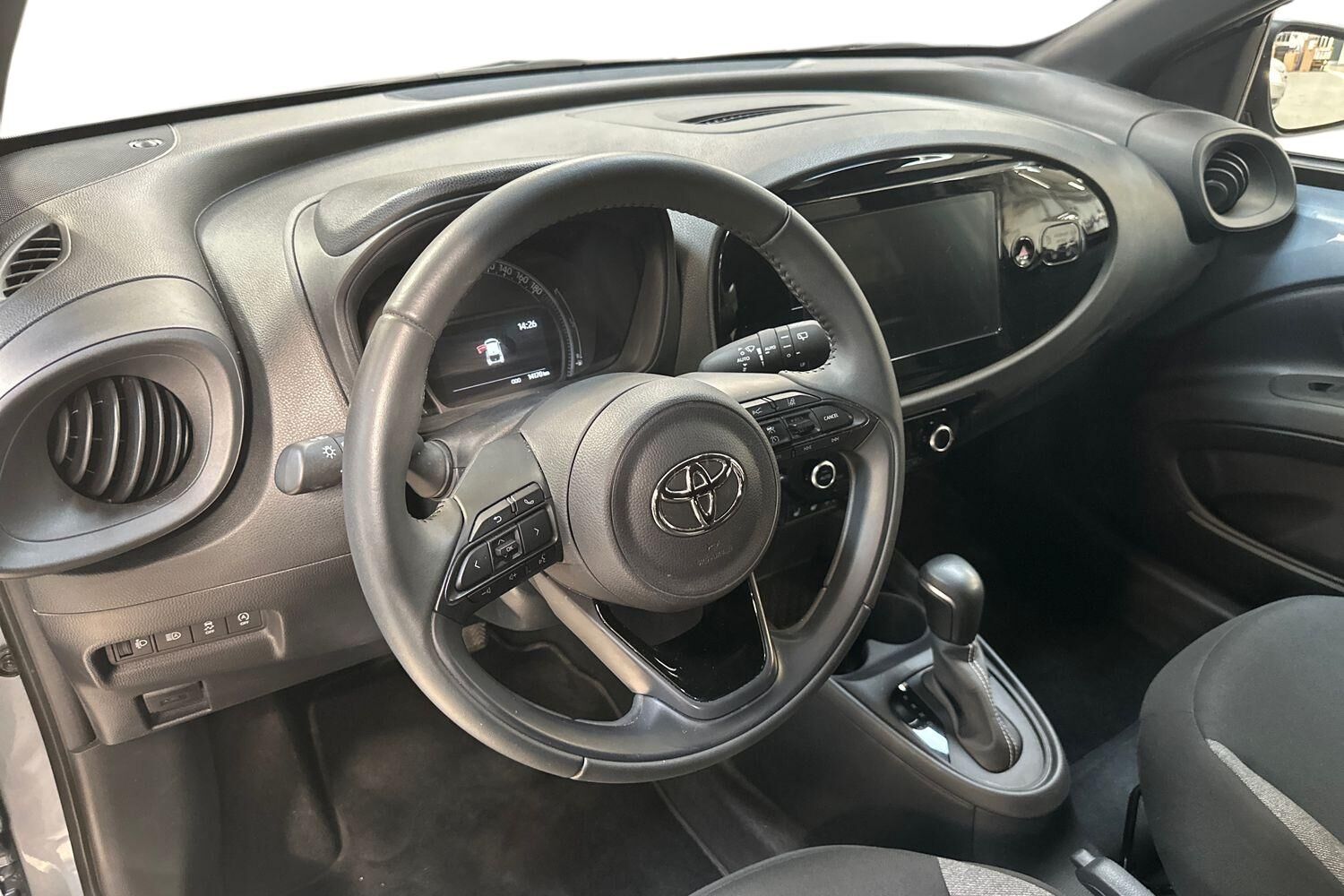 Billede af Toyota Aygo X 1,0 VVT-I Active 72HK 5d Aut.