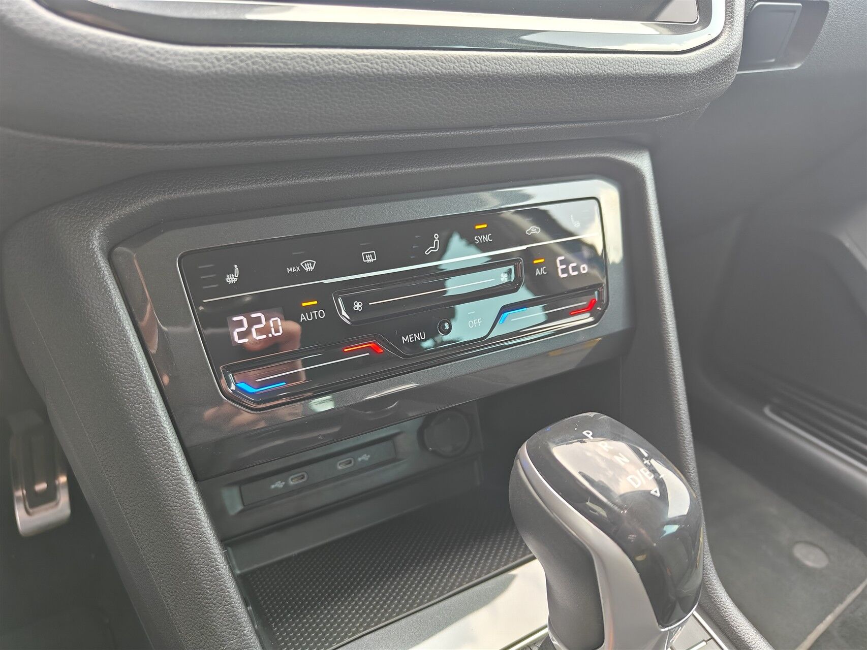 Billede af VW Tiguan 1,4 TSI eHybrid Elegance DSG 245HK 5d 6g Aut.