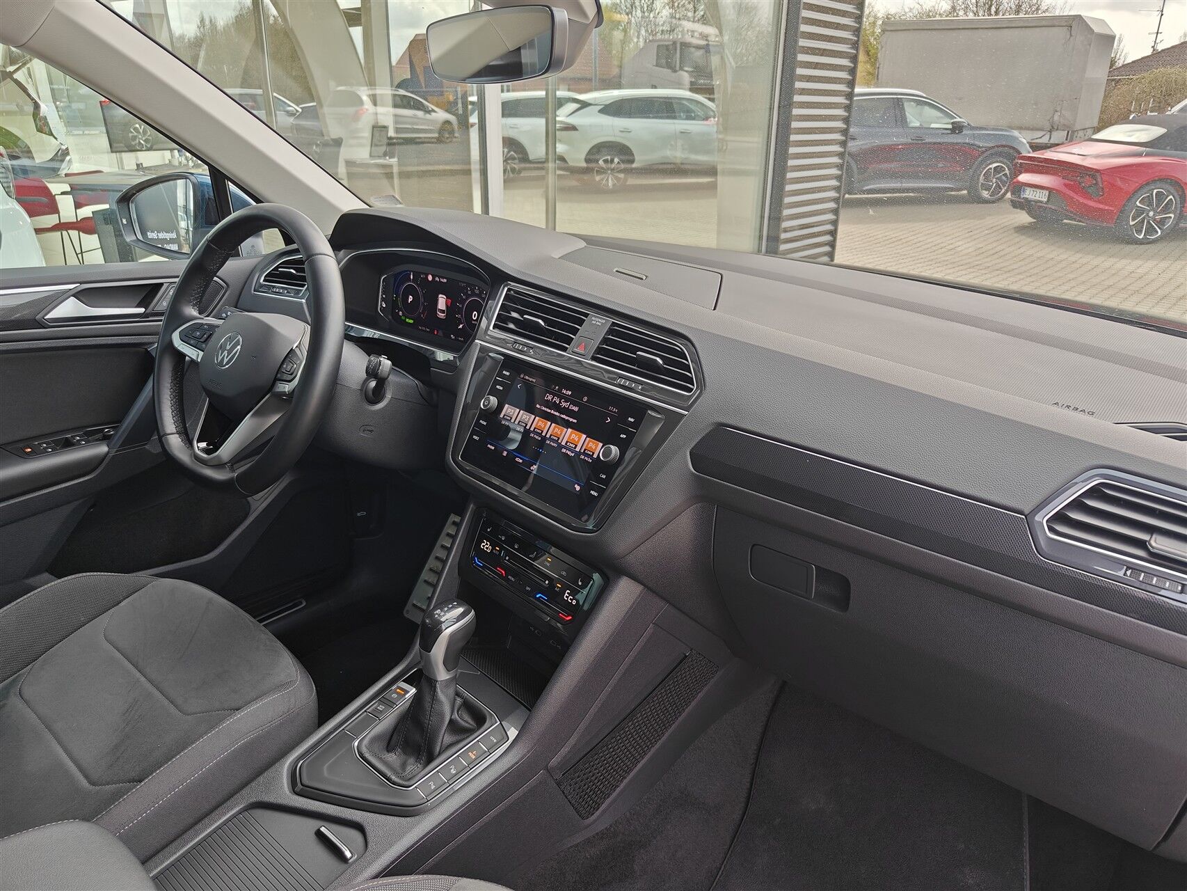 Billede af VW Tiguan 1,4 TSI eHybrid Elegance DSG 245HK 5d 6g Aut.