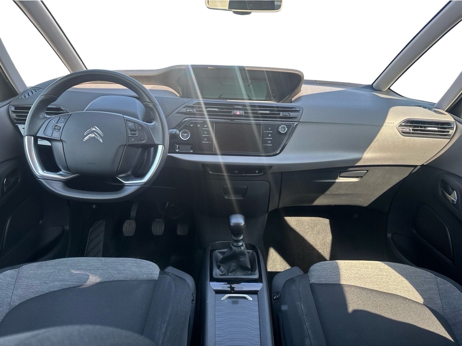 Billede af Citroën Grand C4 SpaceTourer 1,2 PureTech Cool start/stop 130HK