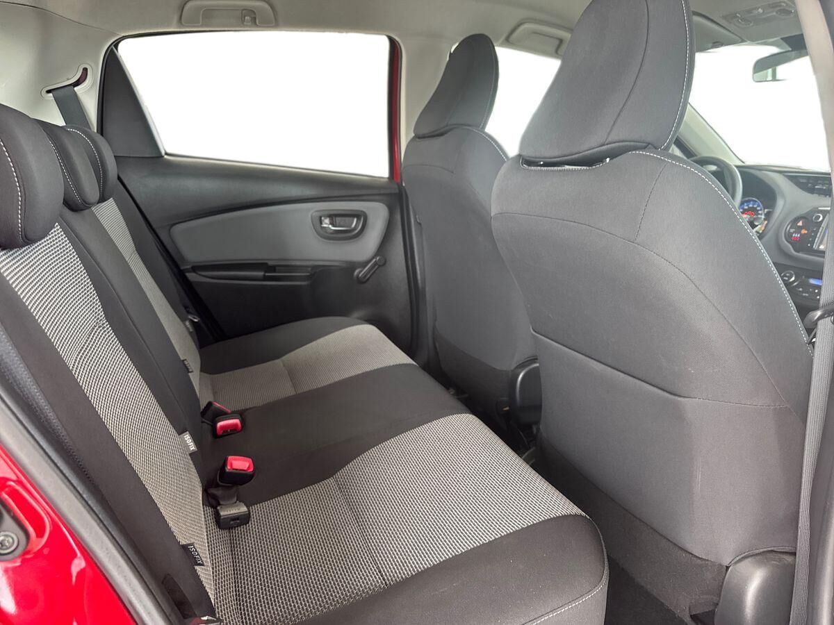 Billede af Toyota Yaris 1,5 Hybrid H2 Safety Sense E-CVT 100HK 5d Trinl. Gear