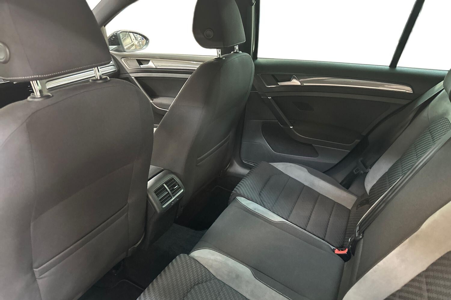 Billede af VW Golf Variant 1,5 TSI BMT EVO R-Line DSG 150HK Stc 7g Aut.