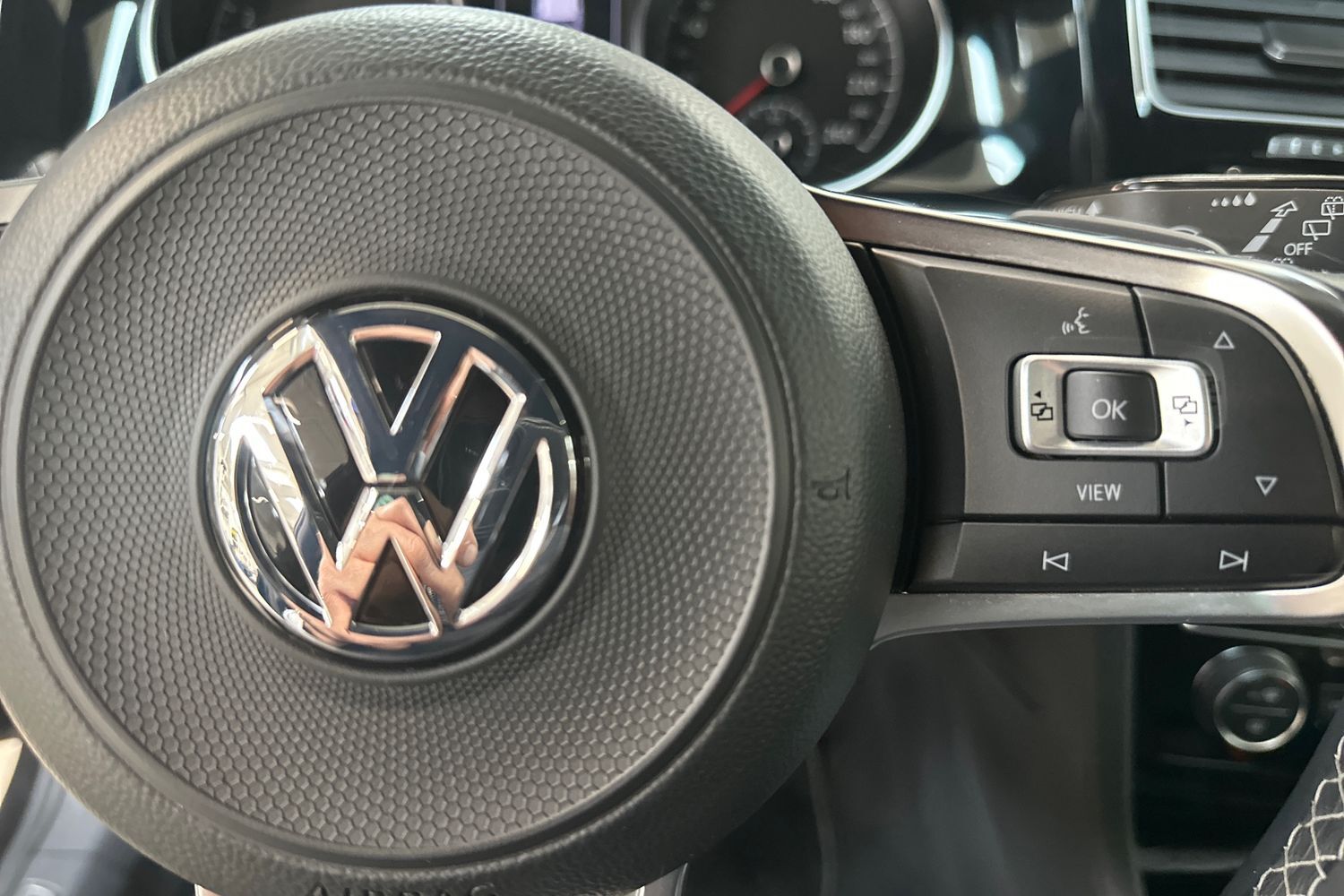 Billede af VW Golf Variant 1,5 TSI BMT EVO R-Line DSG 150HK Stc 7g Aut.