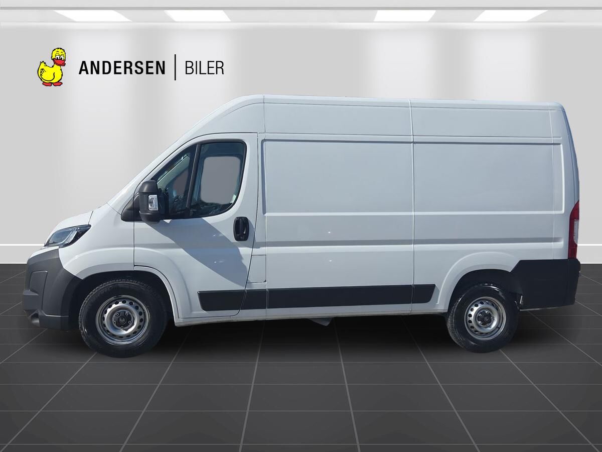Billede af Citroën Jumper 35 L2H2 2,2 Blue HDi Masterline EAT8 140HK Van 8g Aut.